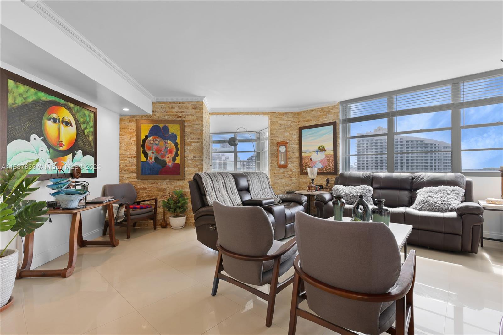 801 Brickell Bay Dr # 1070