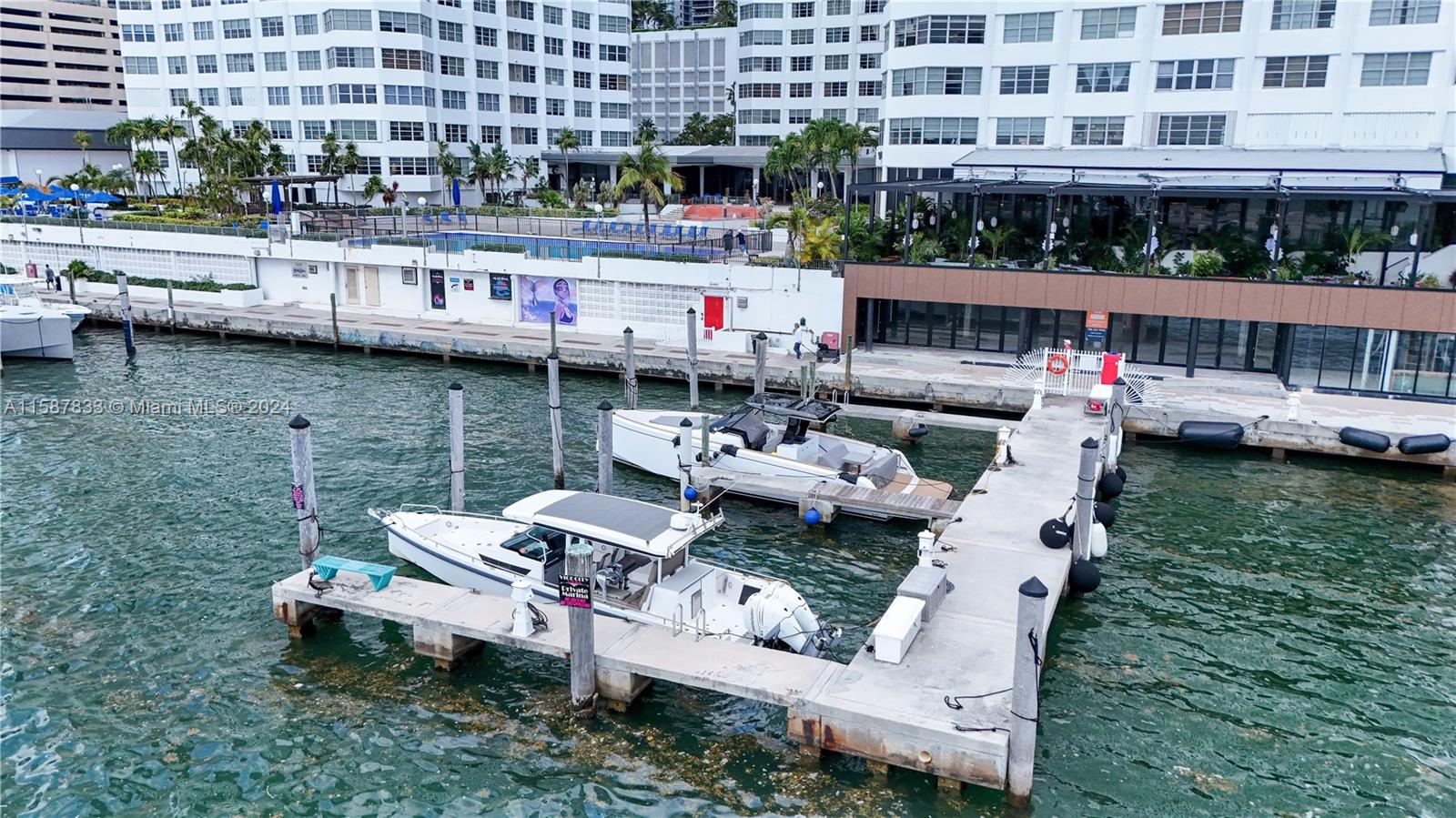 801 Brickell Bay Dr # 1070