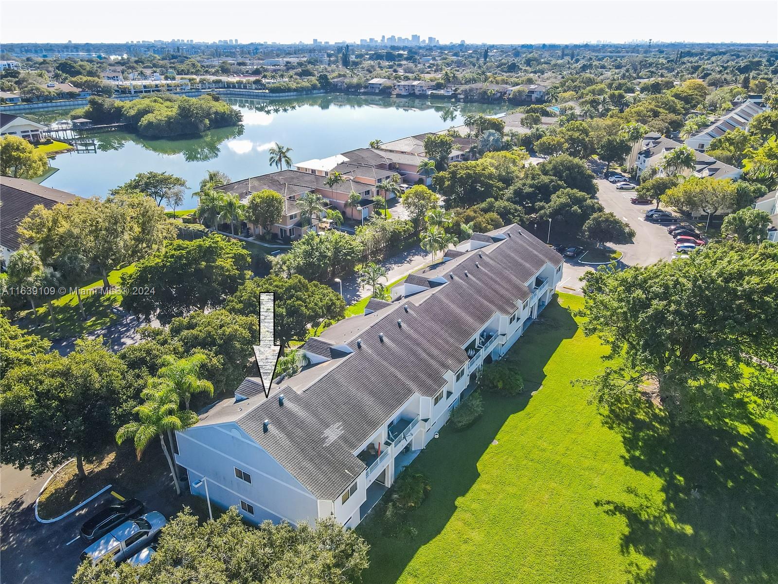 3461 NW 44th St # 106