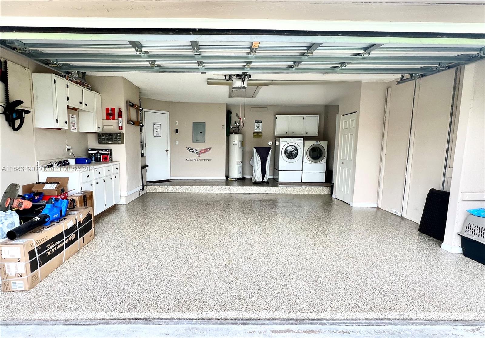 5221 King Arthur Ave