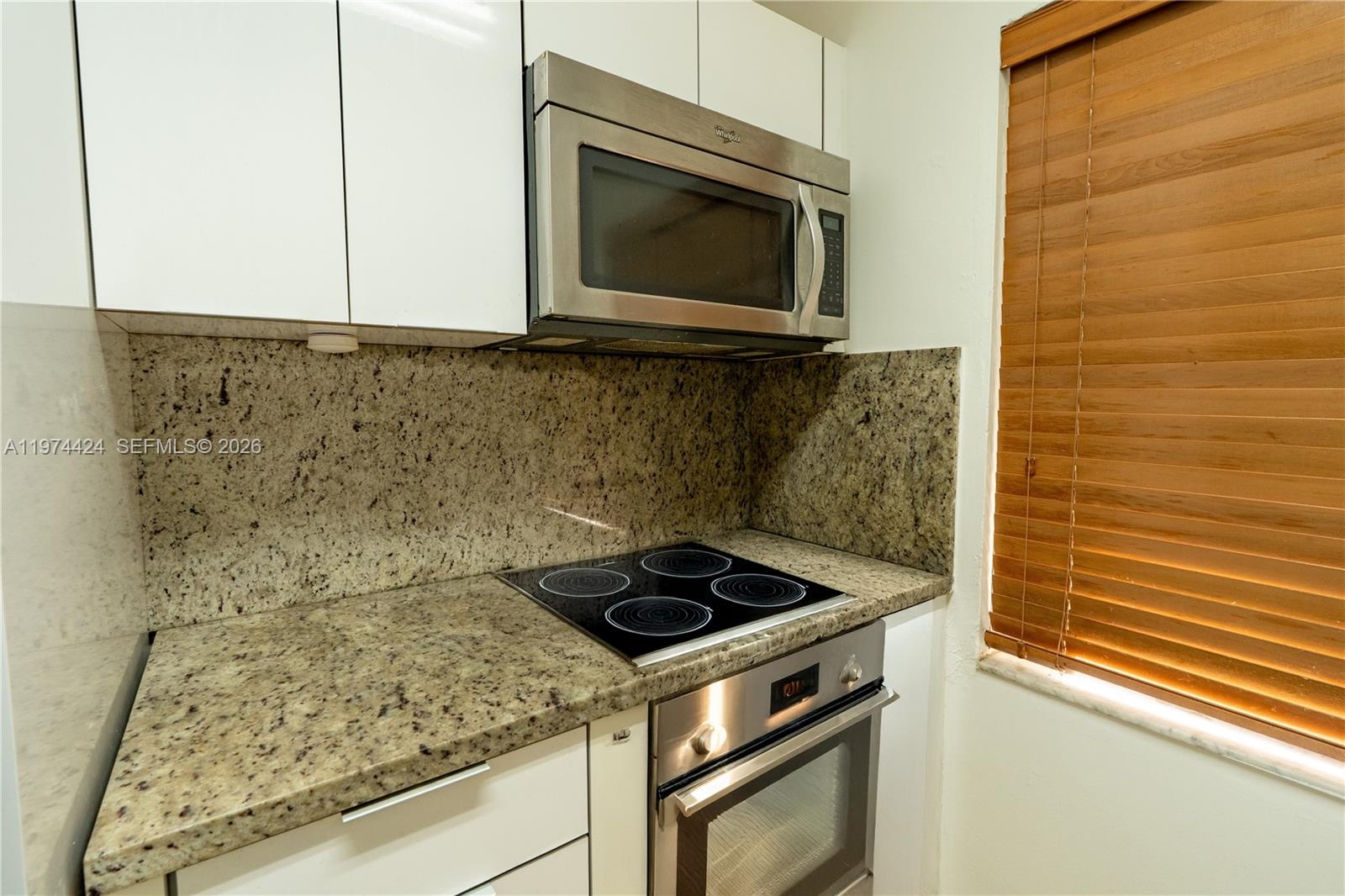 3665 SW 16th St # 3665