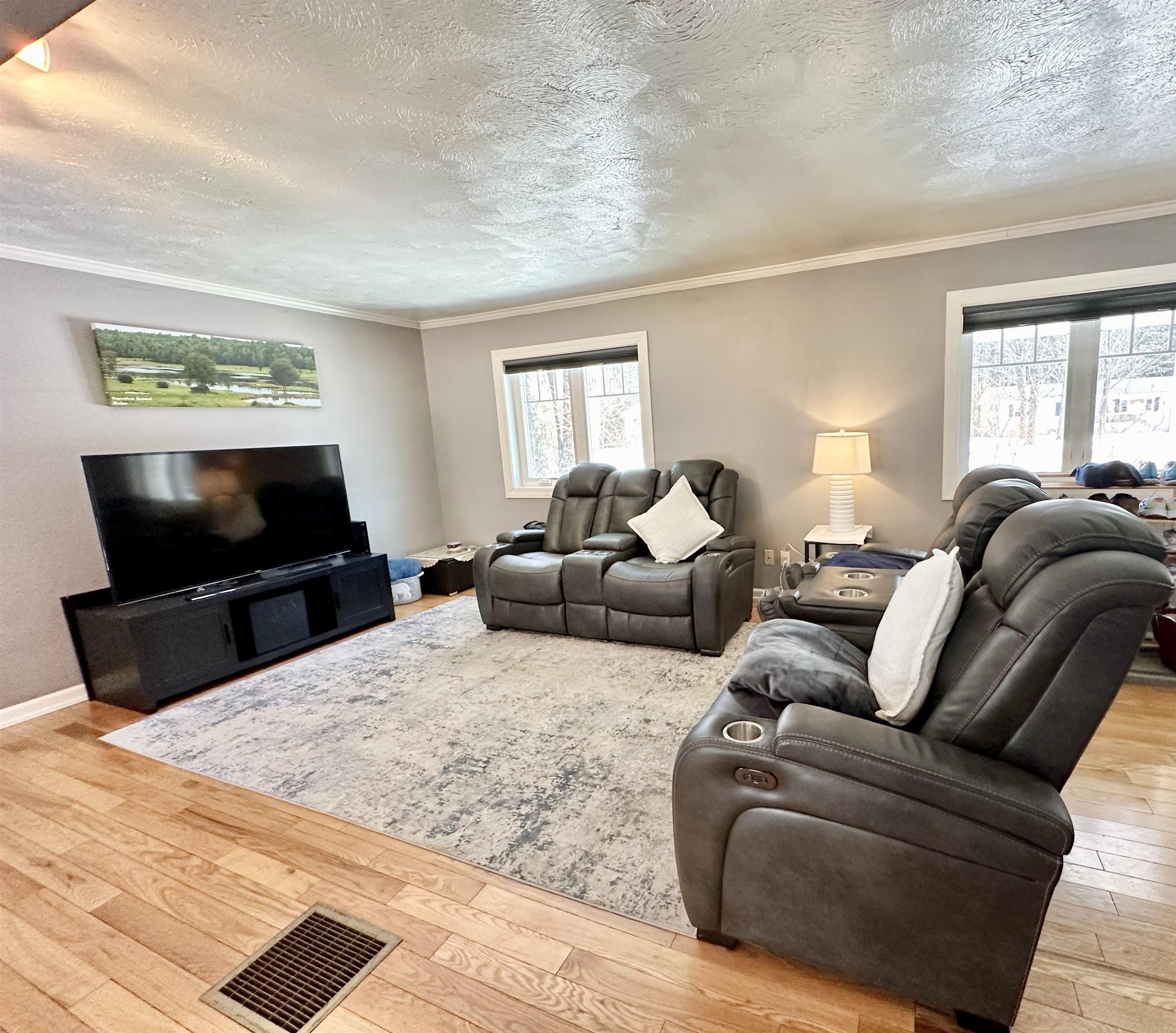 33 Pinewood Lane