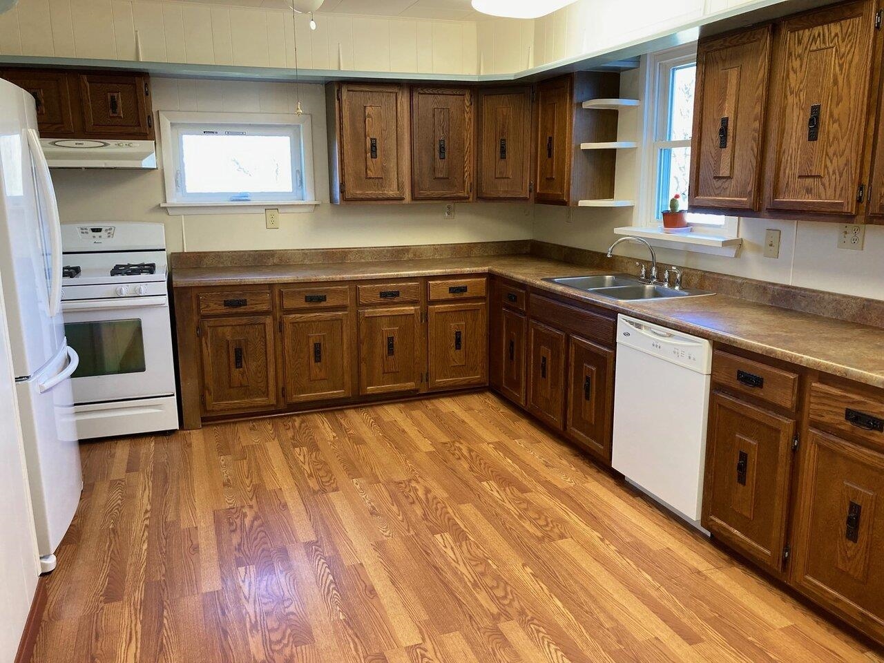 249 Square Road