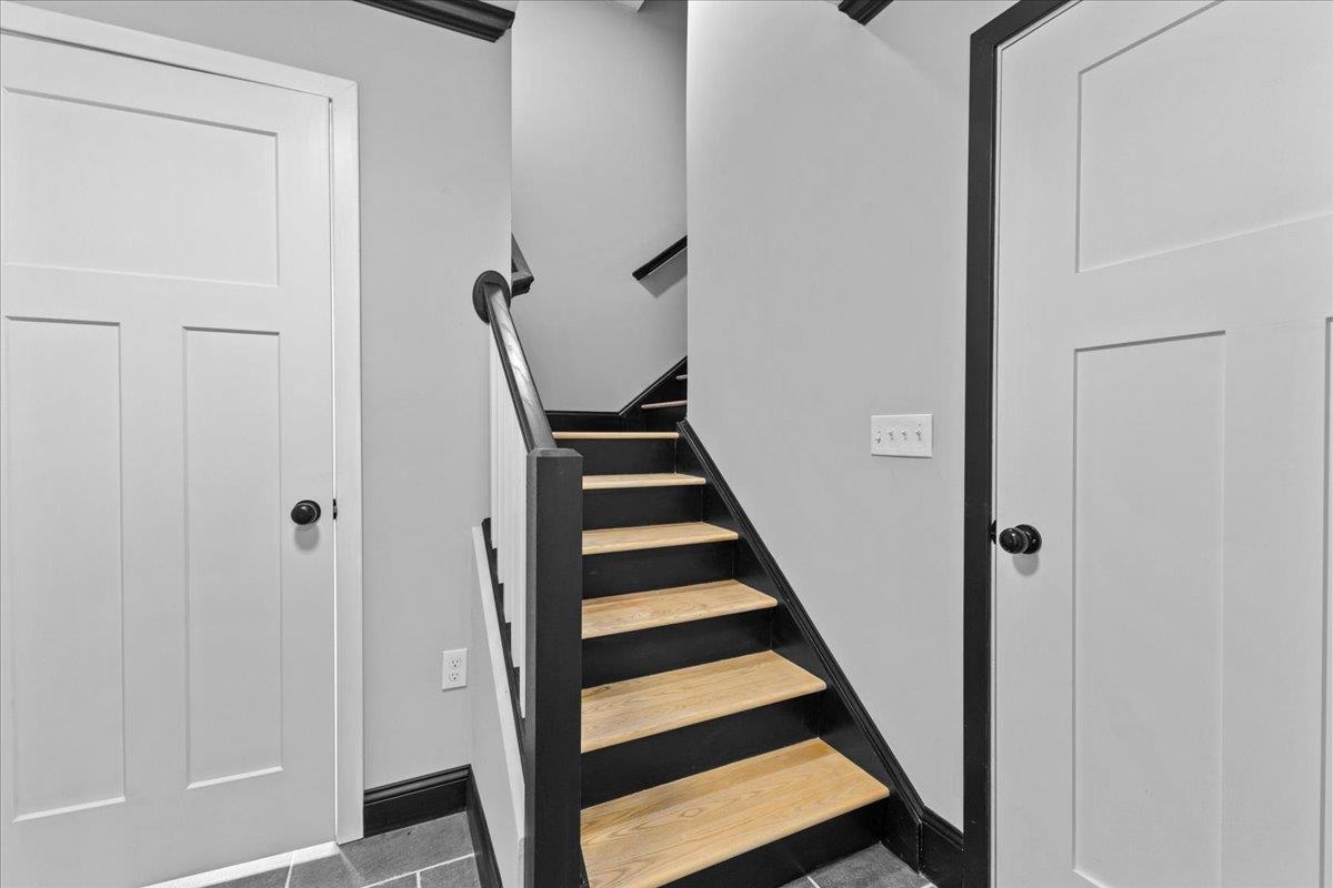 57 Wilcox Court Unit: 8