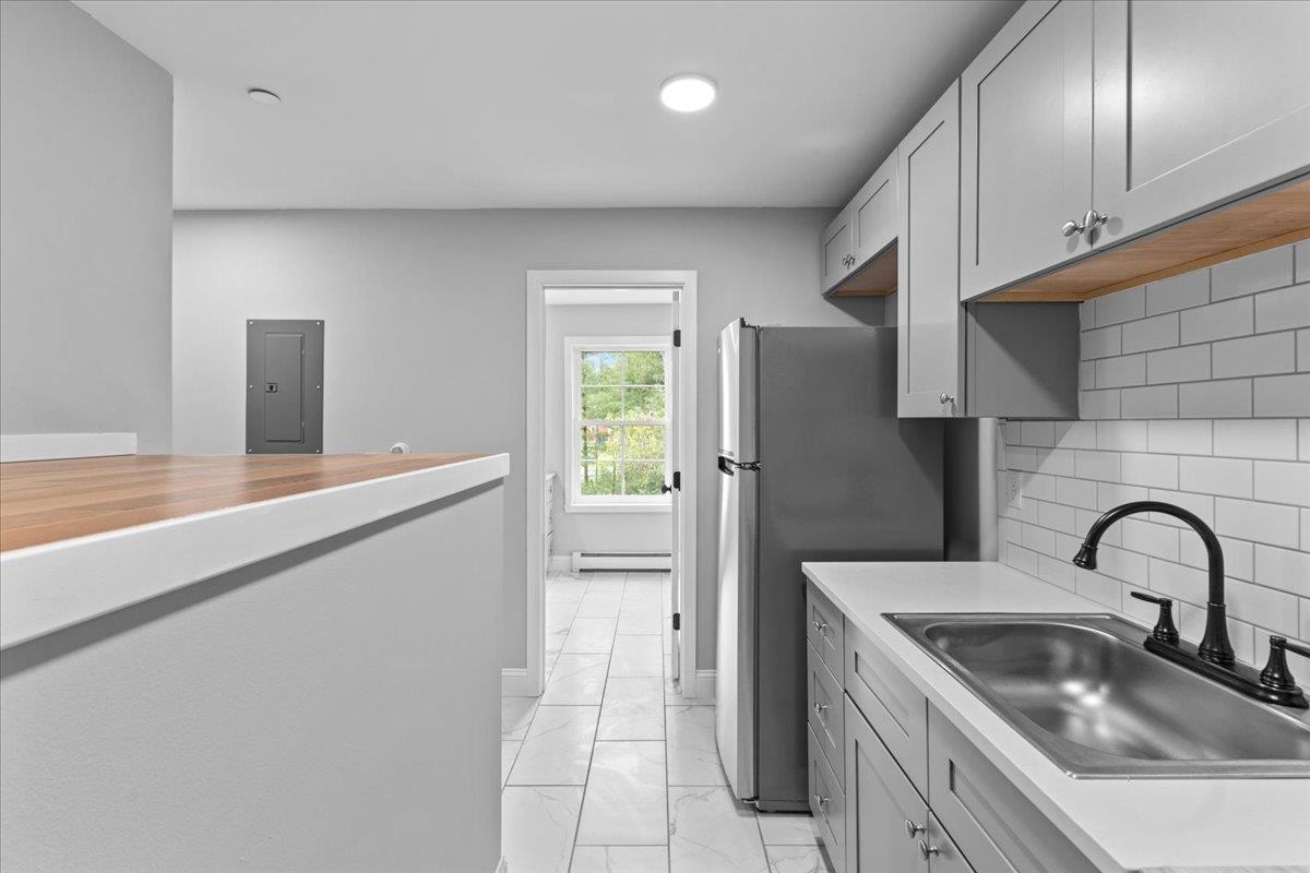 57 Wilcox Court Unit: 8