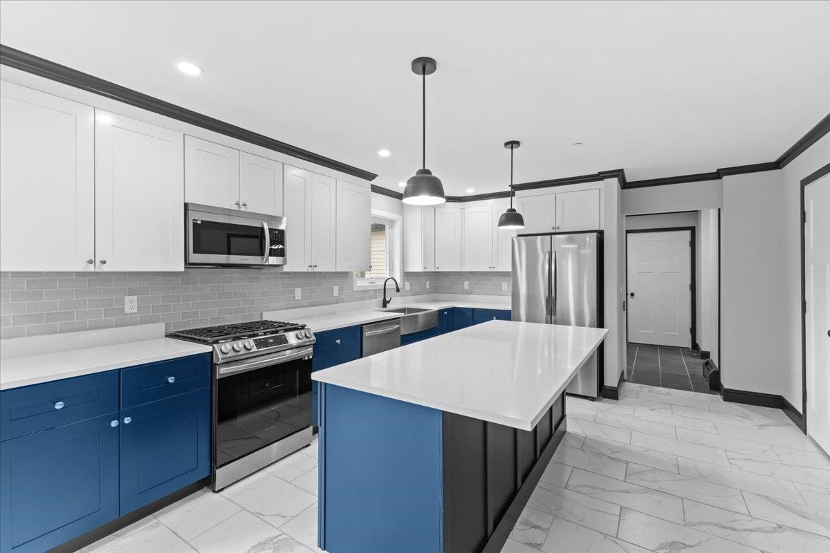 57 Wilcox Court Unit: 8