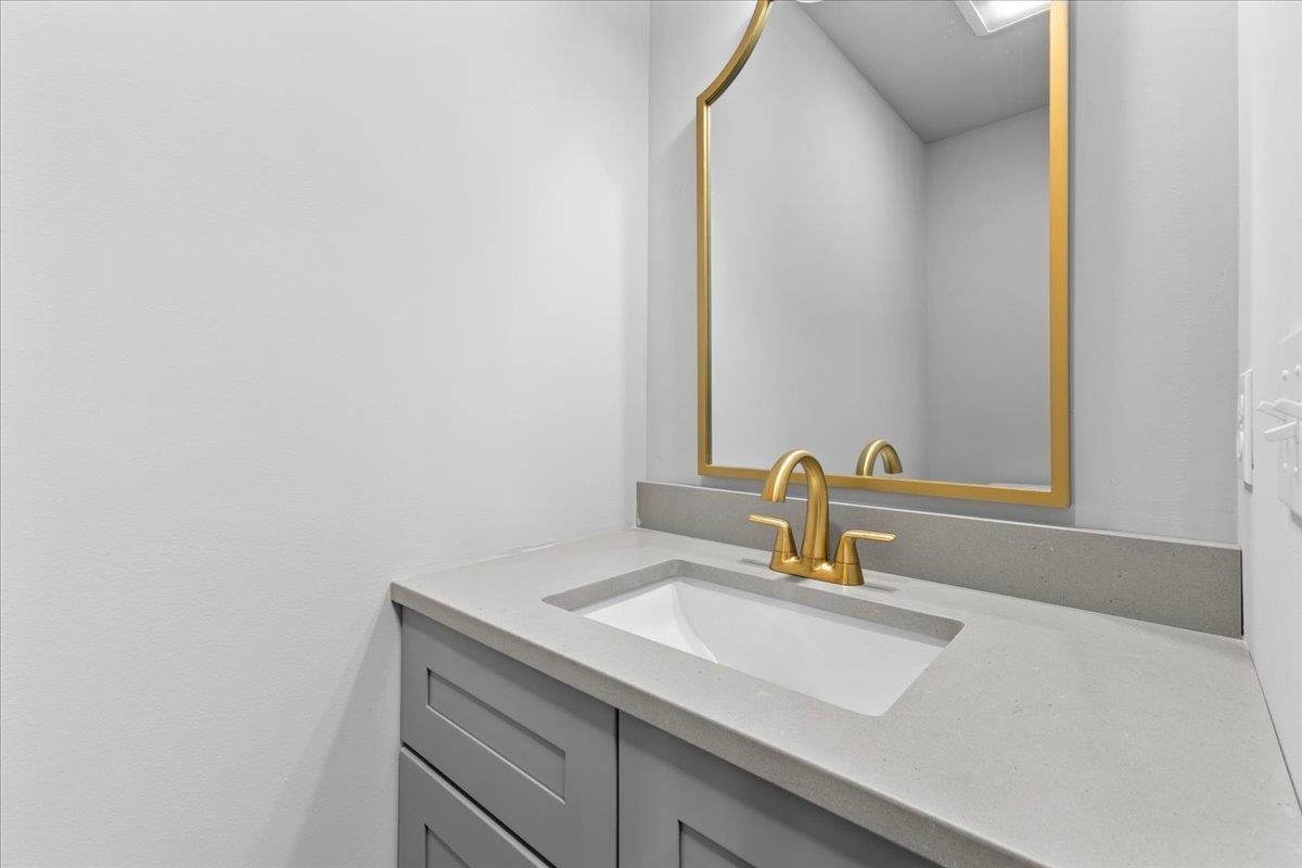 57 Wilcox Court Unit: 8