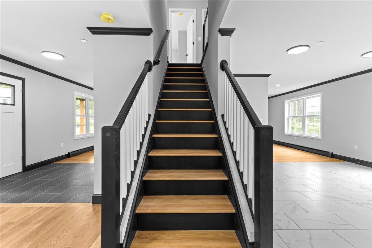 57 Wilcox Court Unit: 8