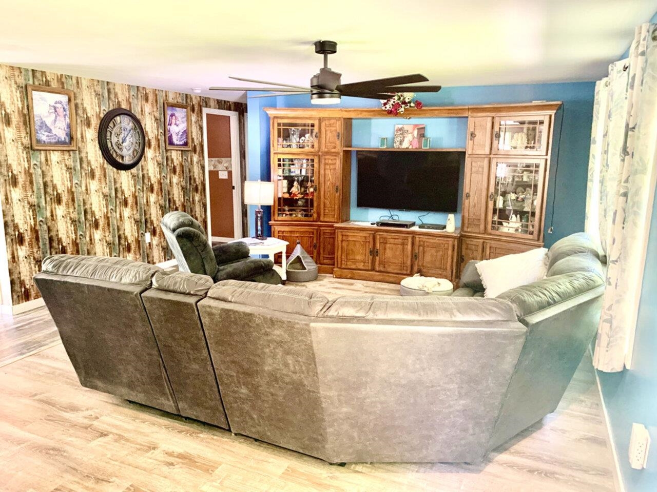 1035 Ryan Road