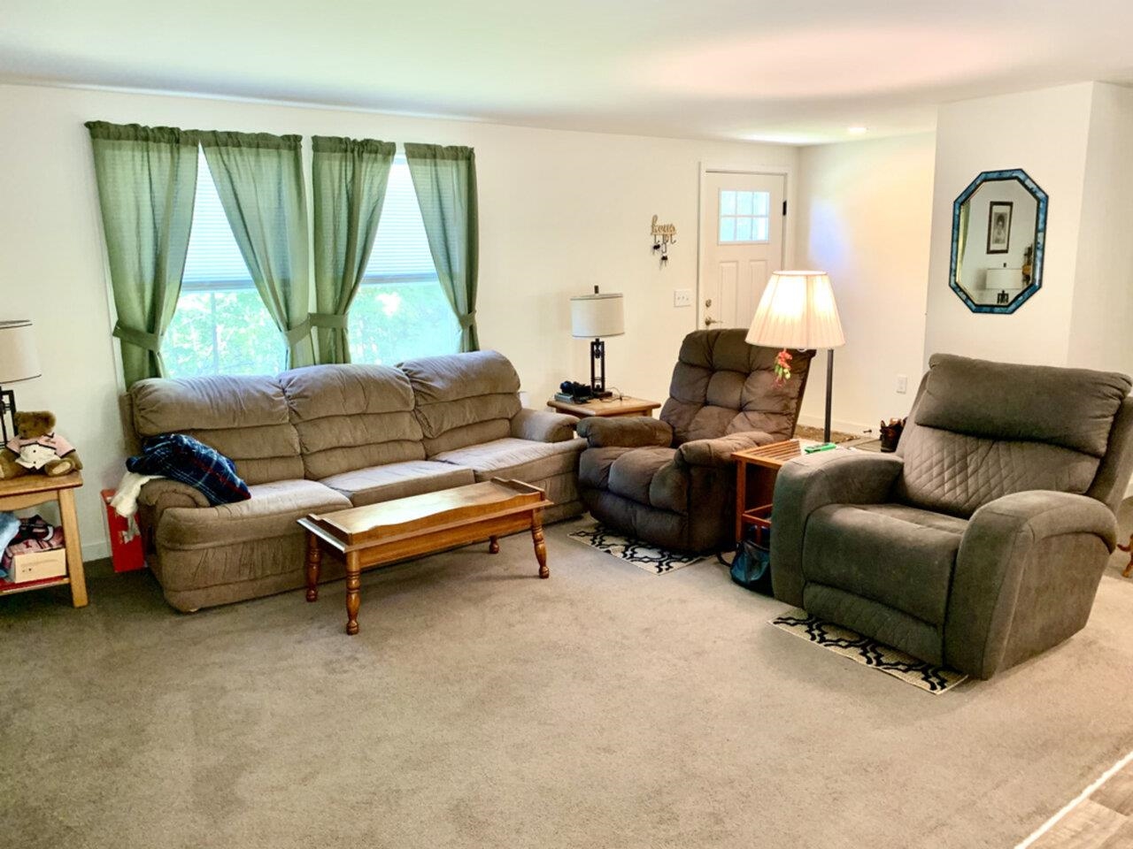 1033 Ryan Road