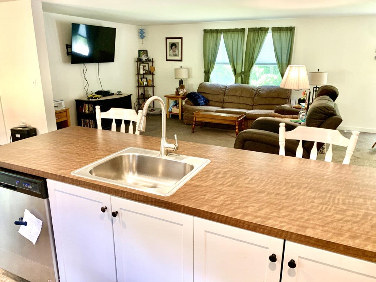 1033 Ryan Road