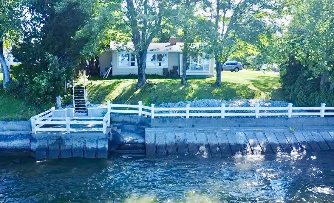 46 Maquam Shore Road