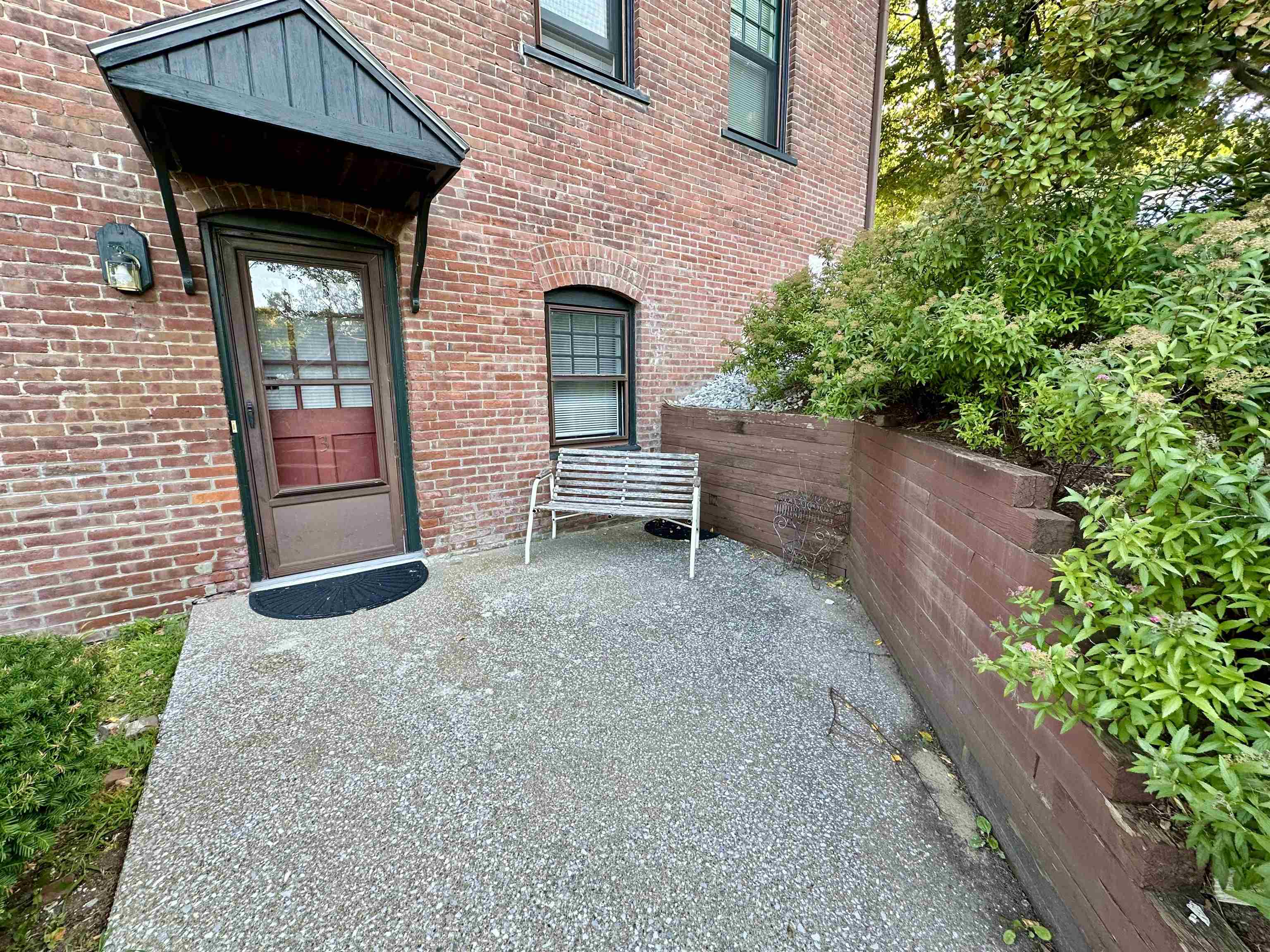 133 High Street Unit: 3