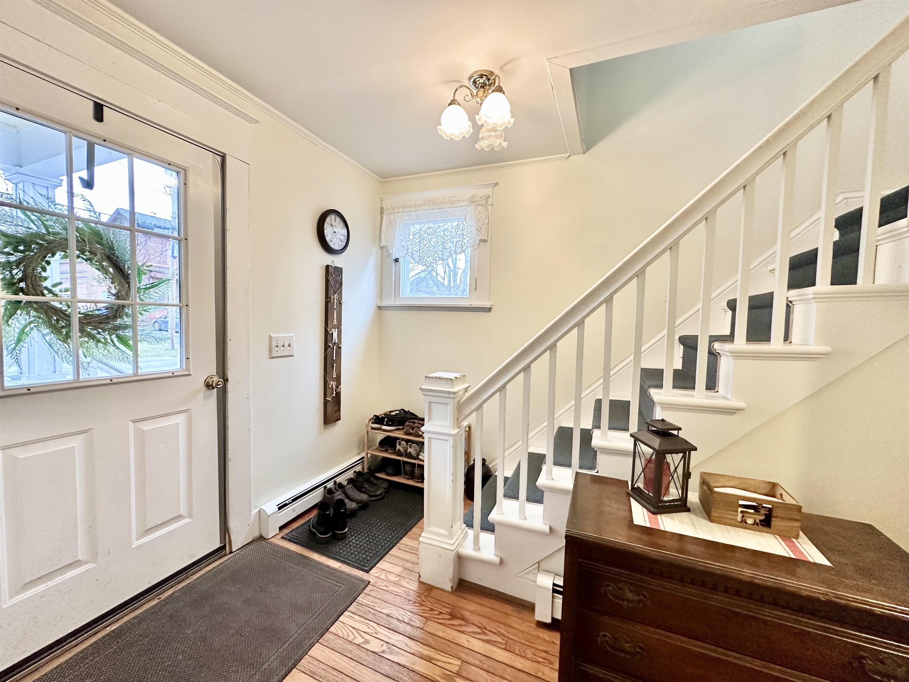 10 Lincoln Avenue