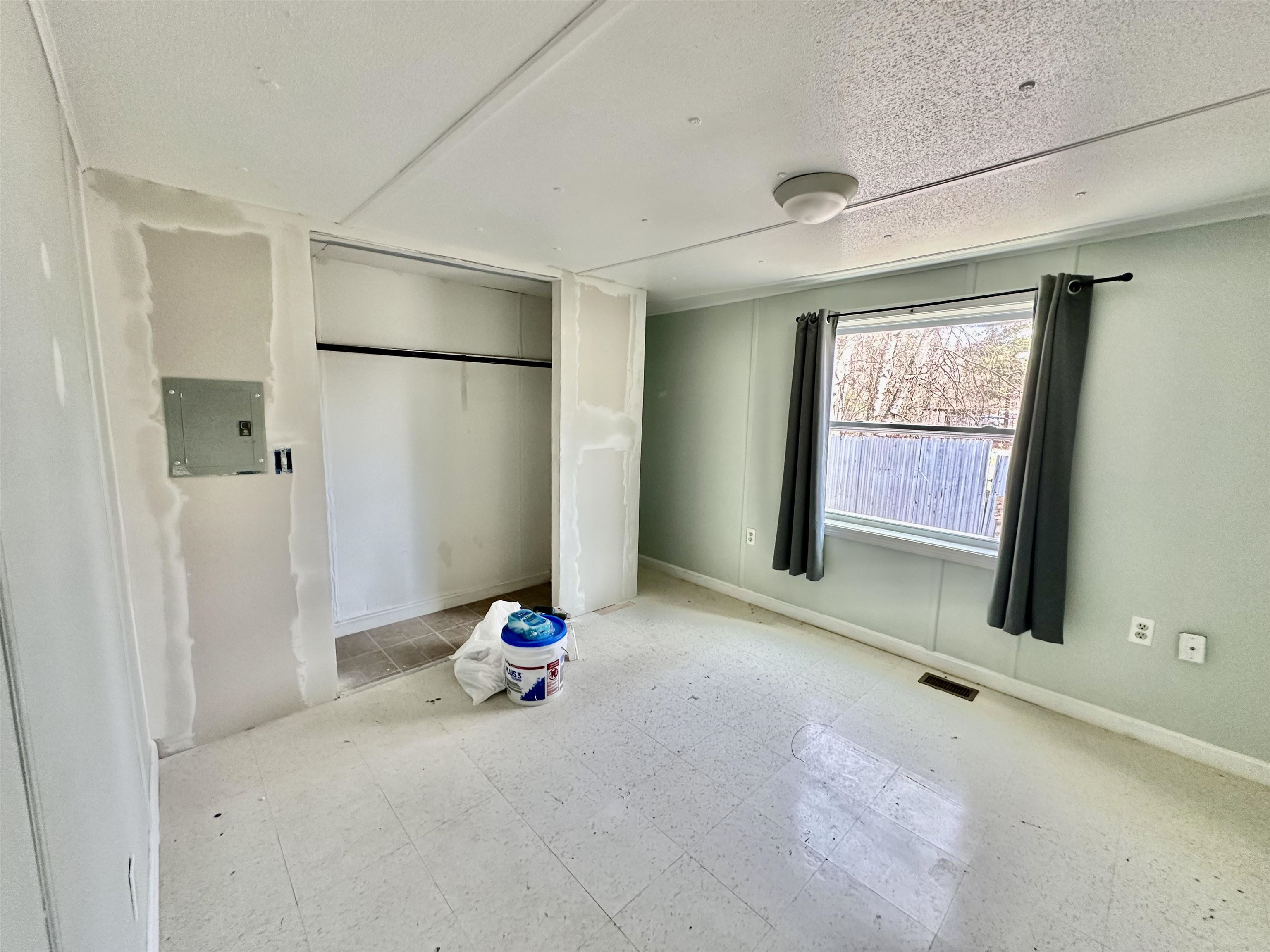 89 Pecor Avenue