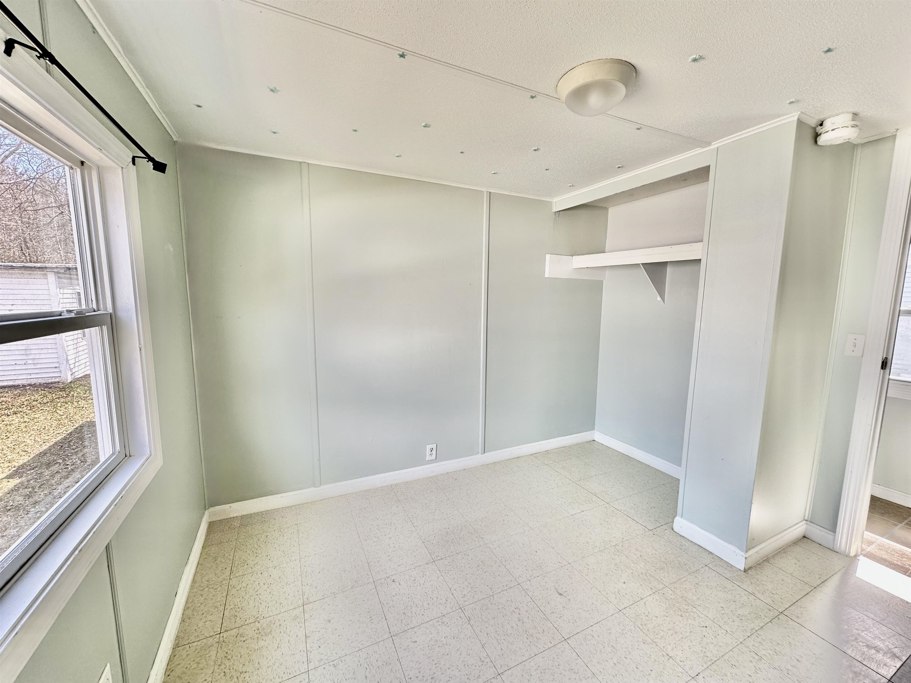 89 Pecor Avenue