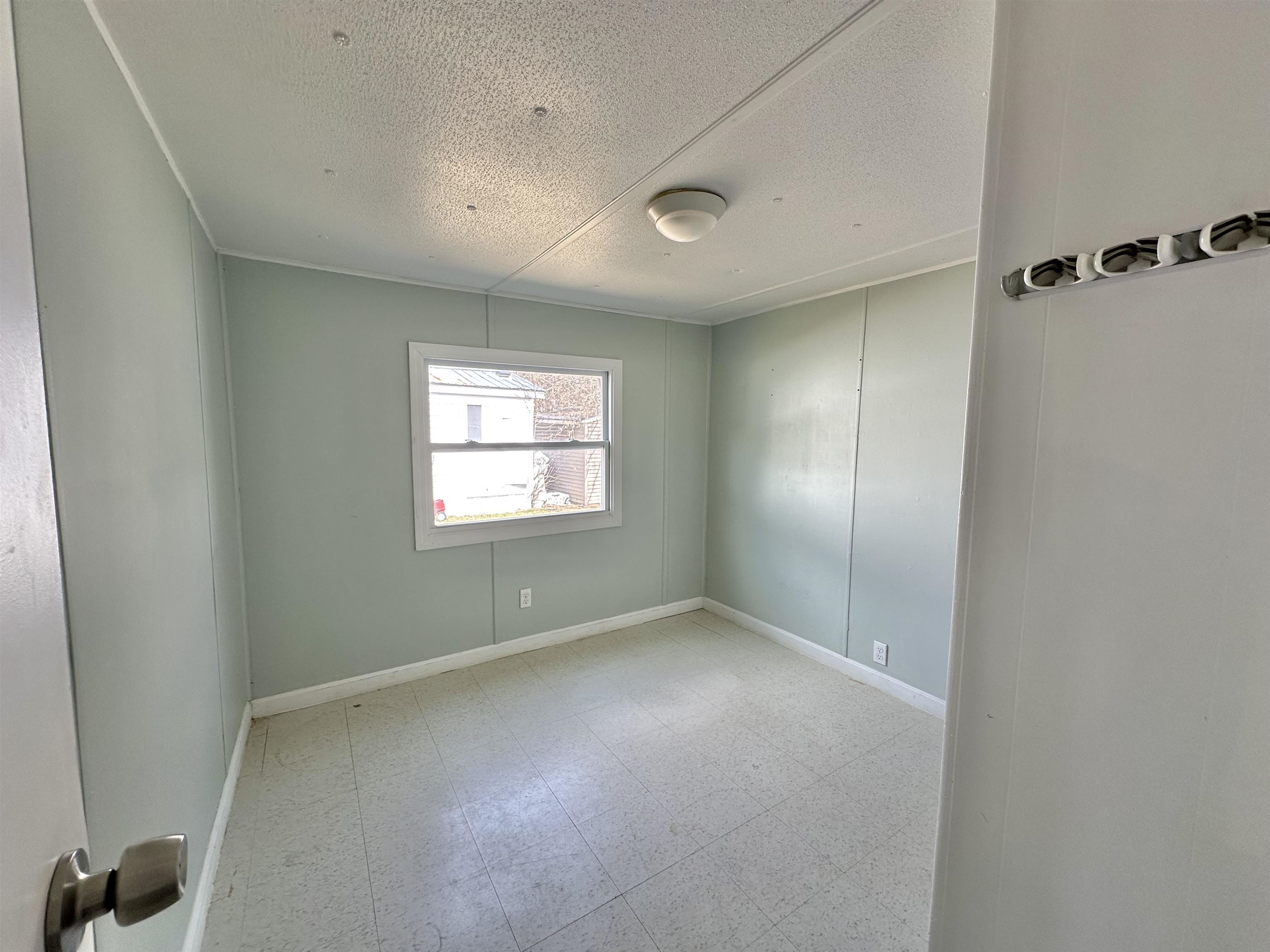 89 Pecor Avenue