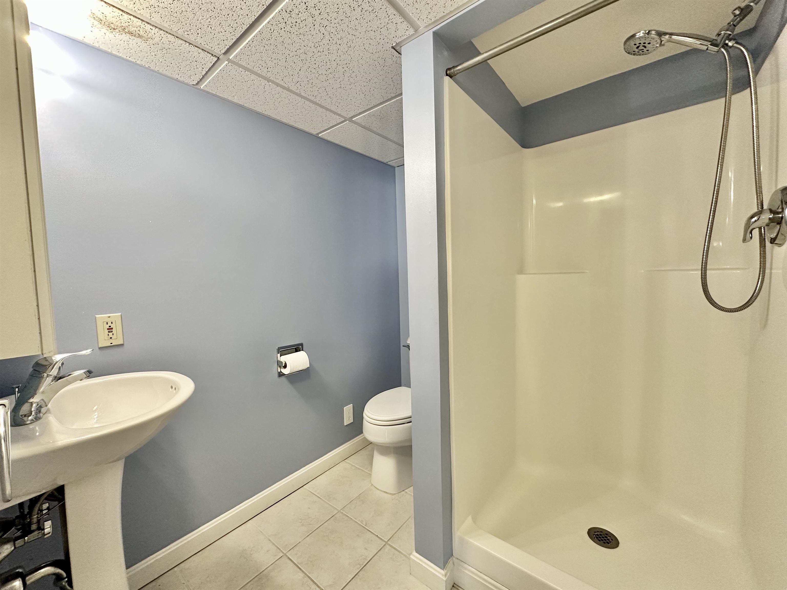 4 Guyette Circle