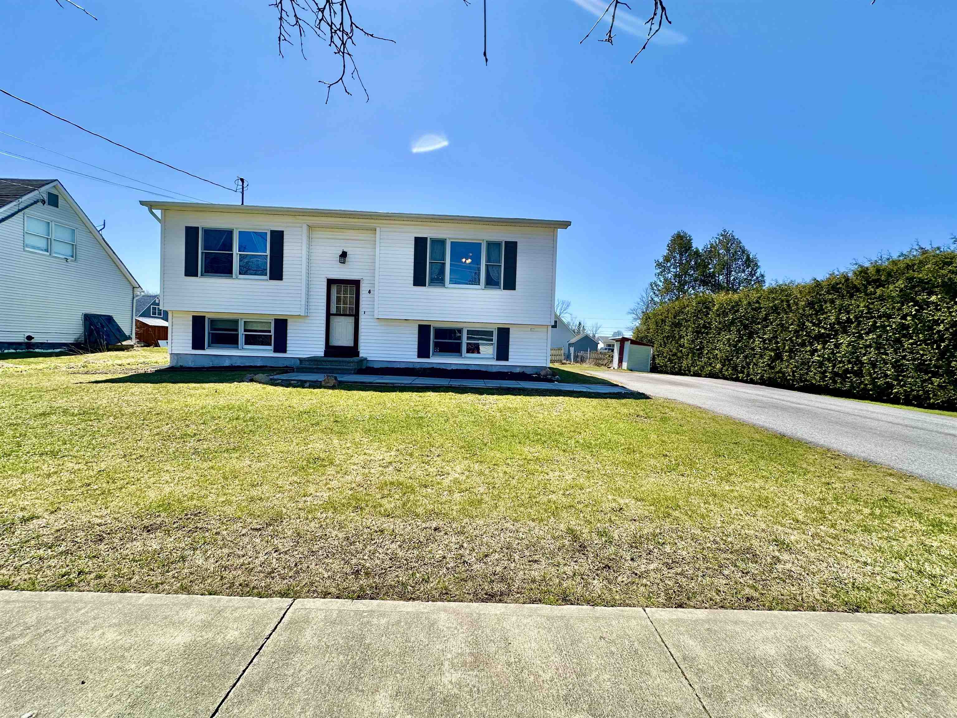 4 Guyette Circle