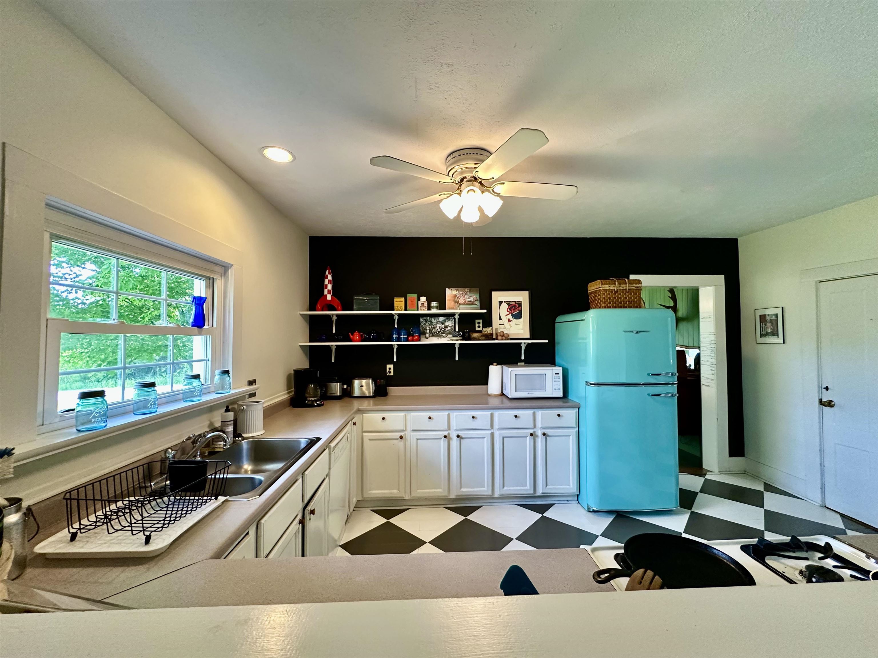 289 Pinnacle Road