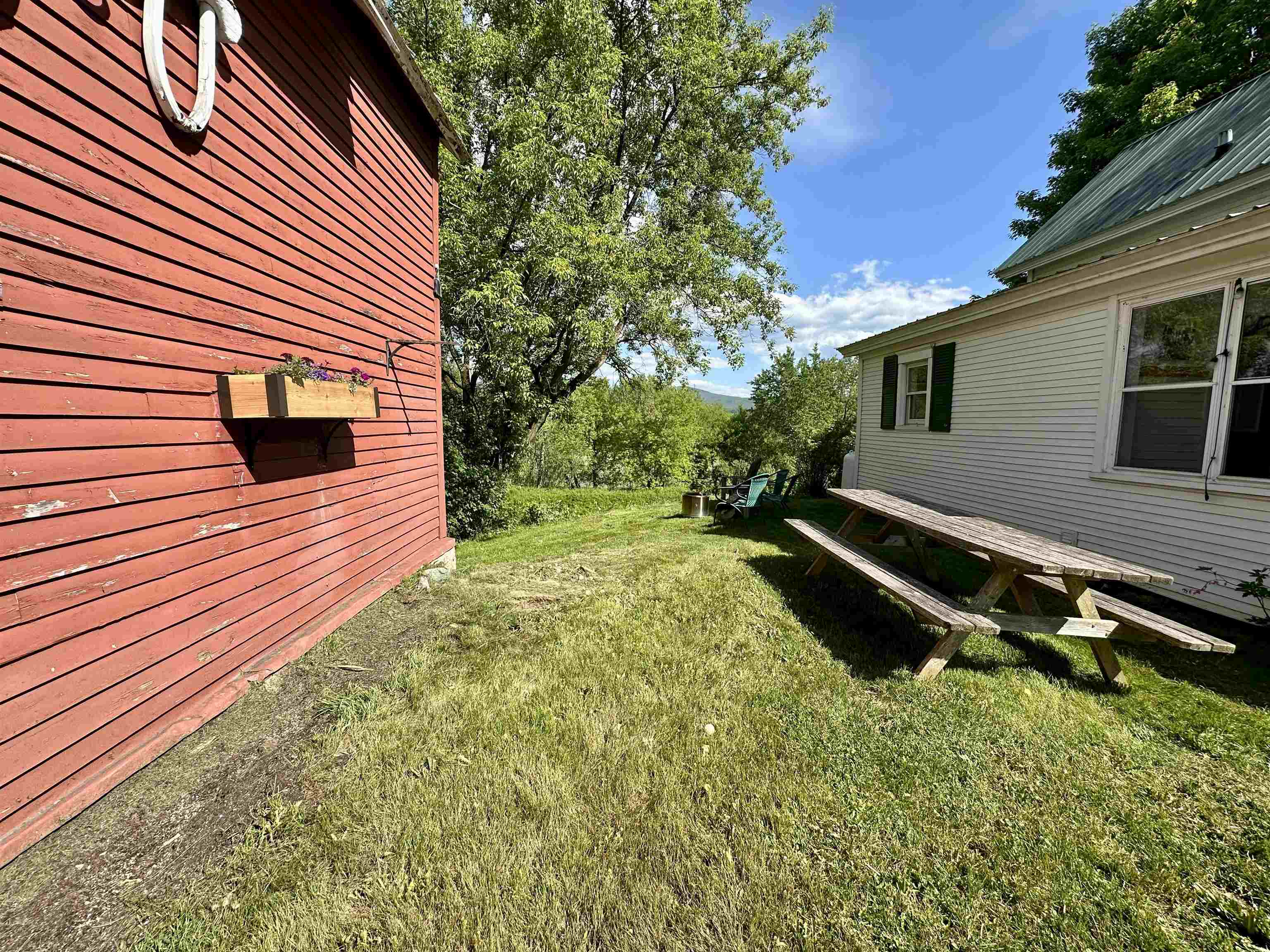 289 Pinnacle Road