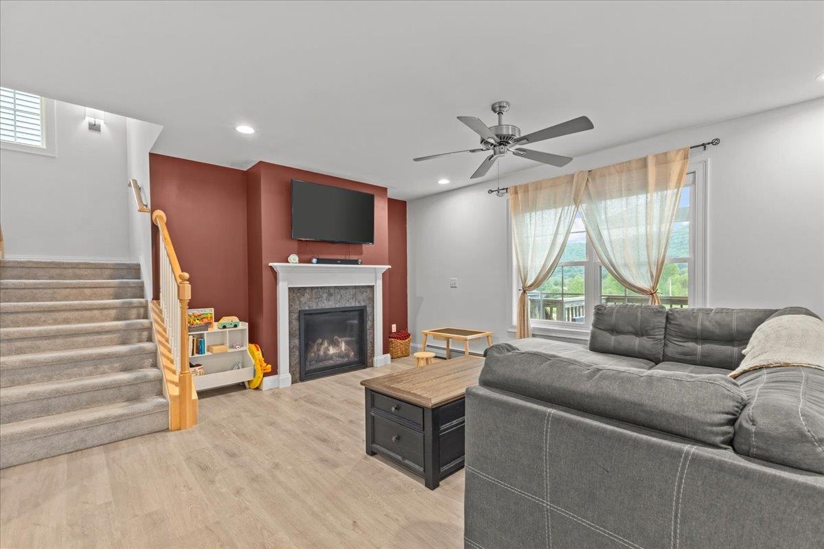 862 Harbor View Drive