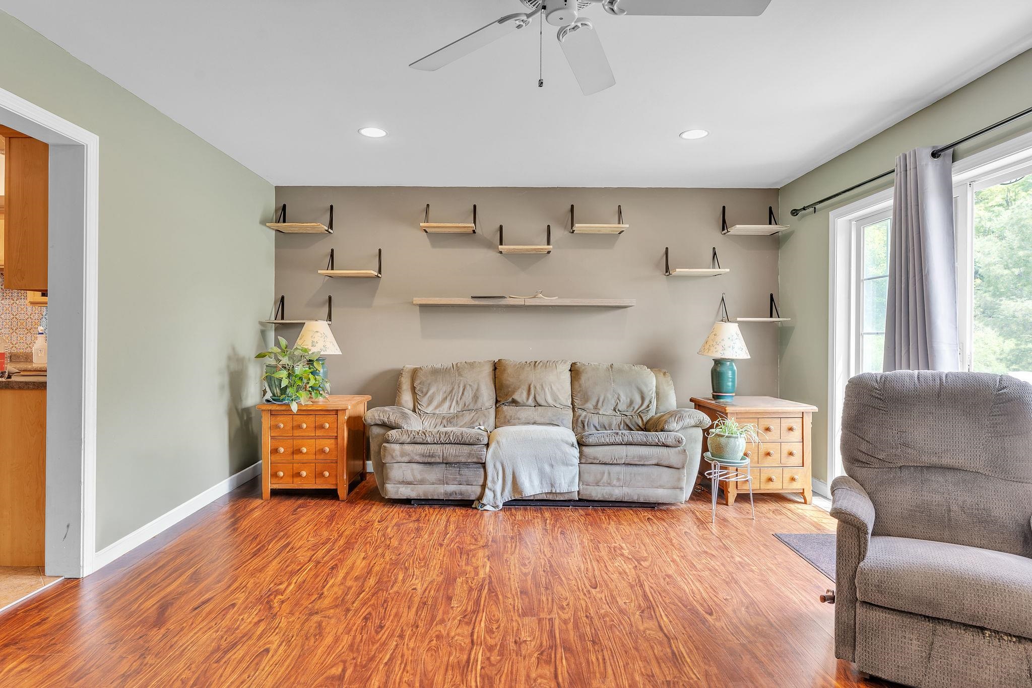 6 Brittany Lane