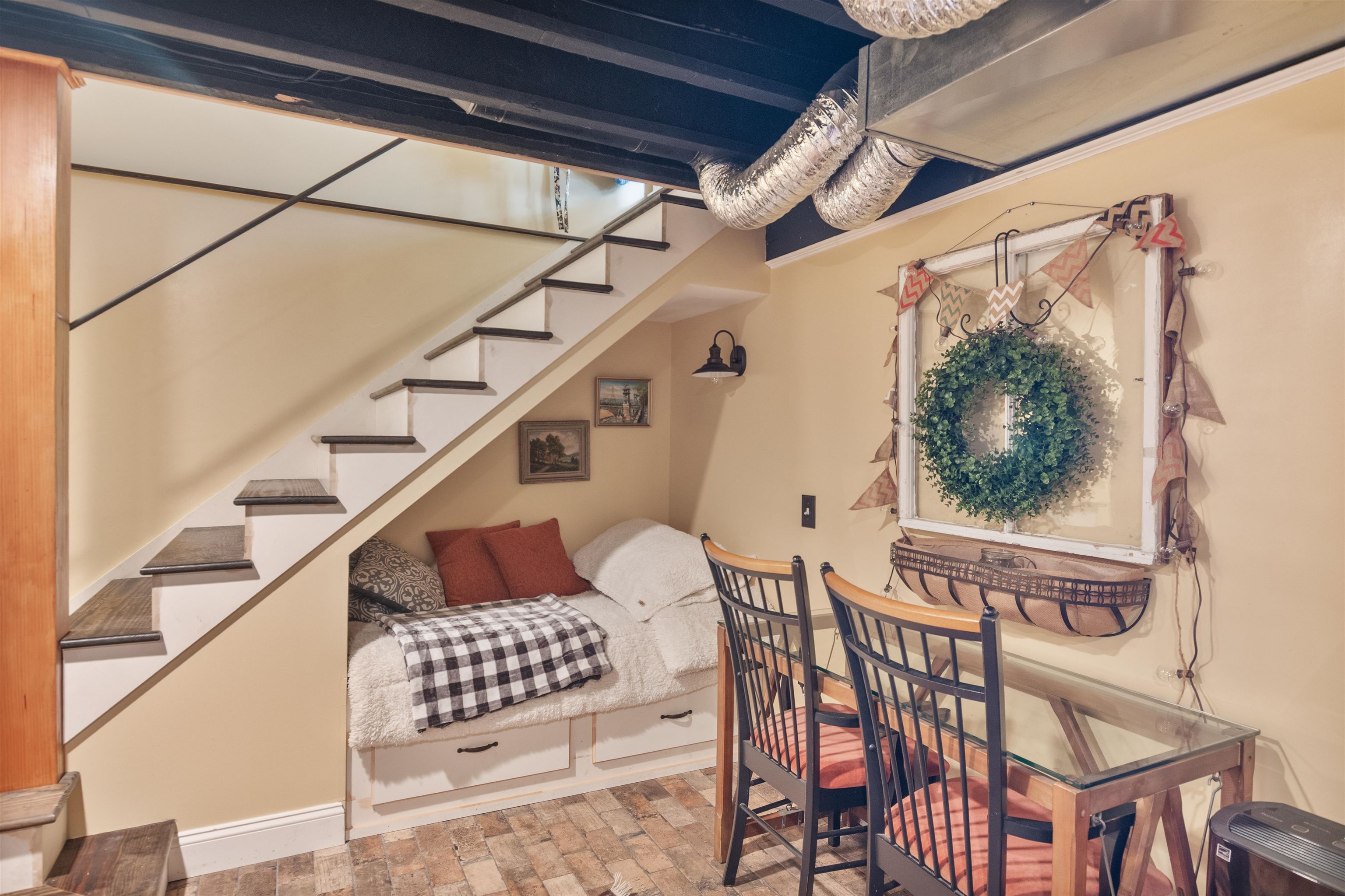 4470 Duffy Hill Road