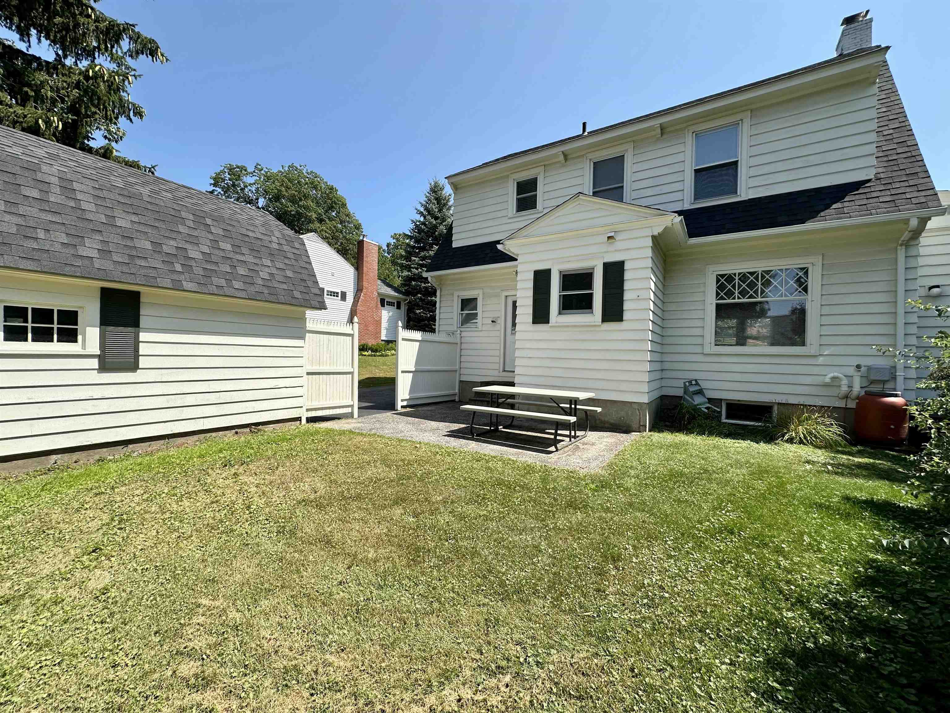 8 Berkley Terrace