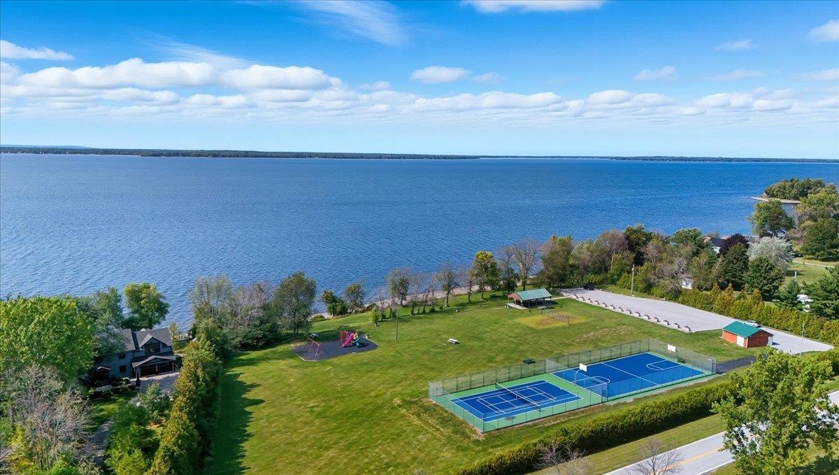 4733 Maquam Shore Road