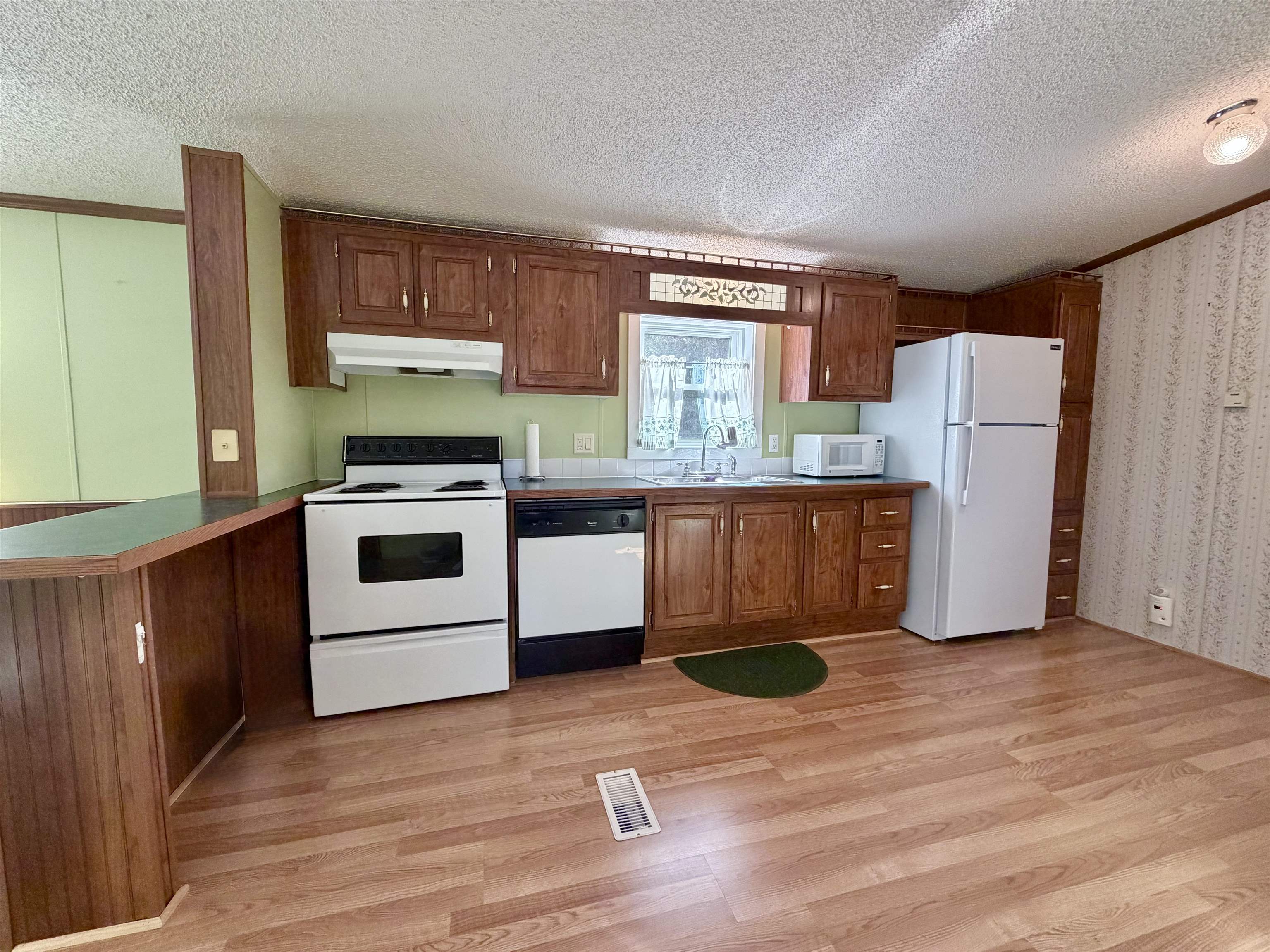 4 Nicole Drive