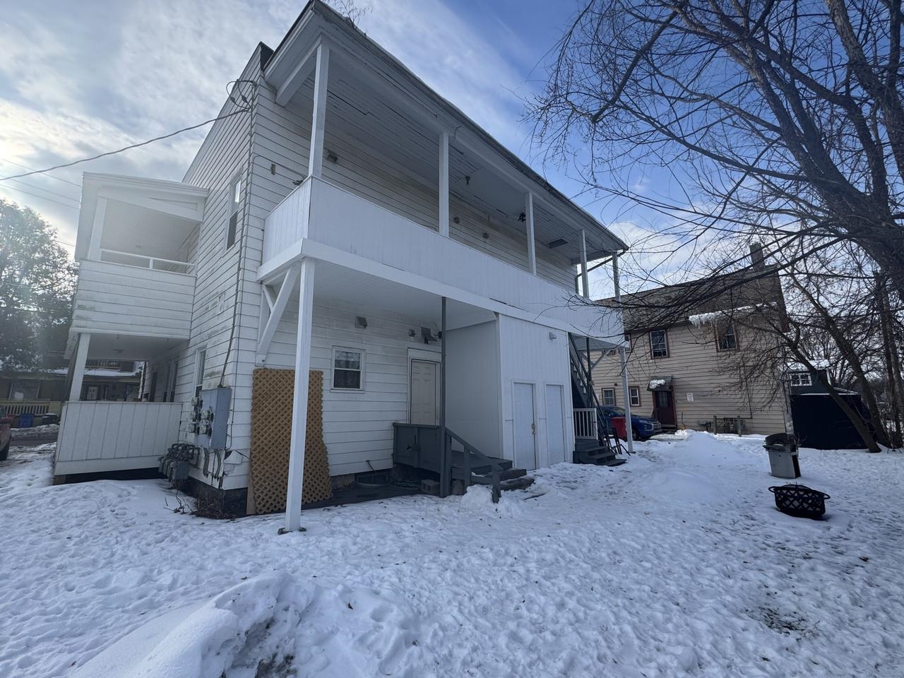 23 West Lane