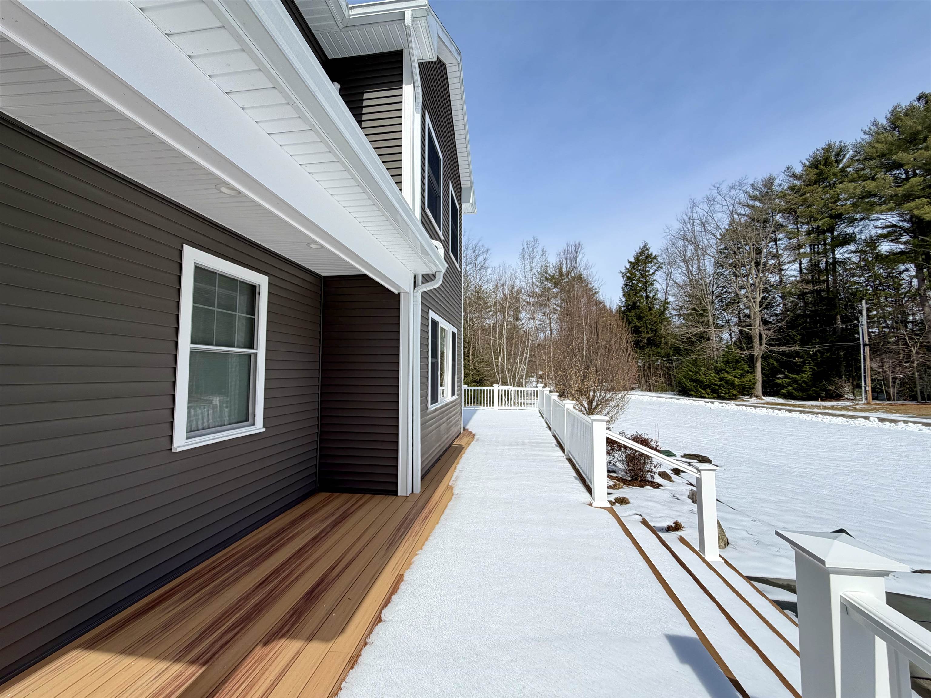 26 Shore Road