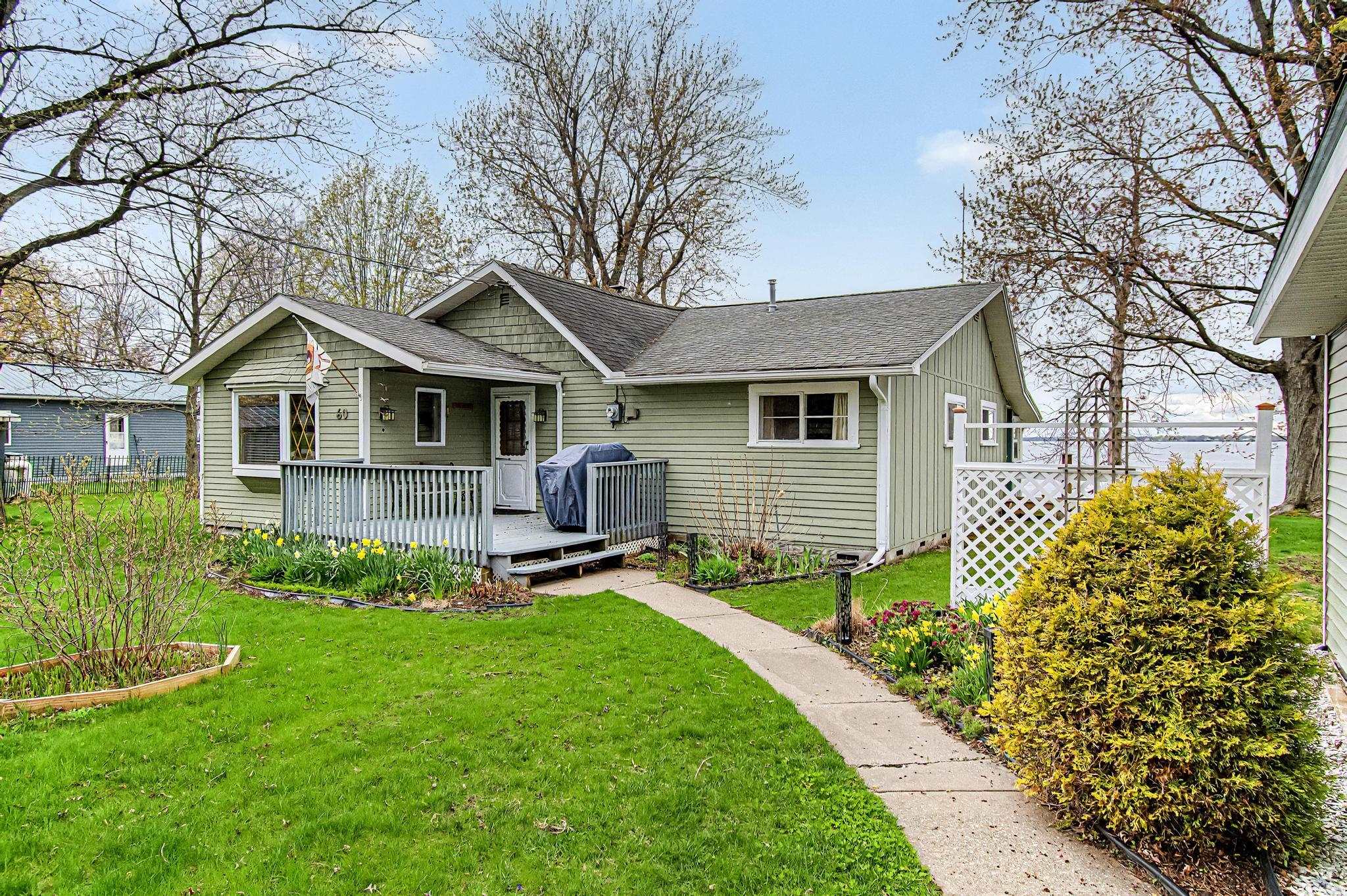 60 Maquam Shore Road