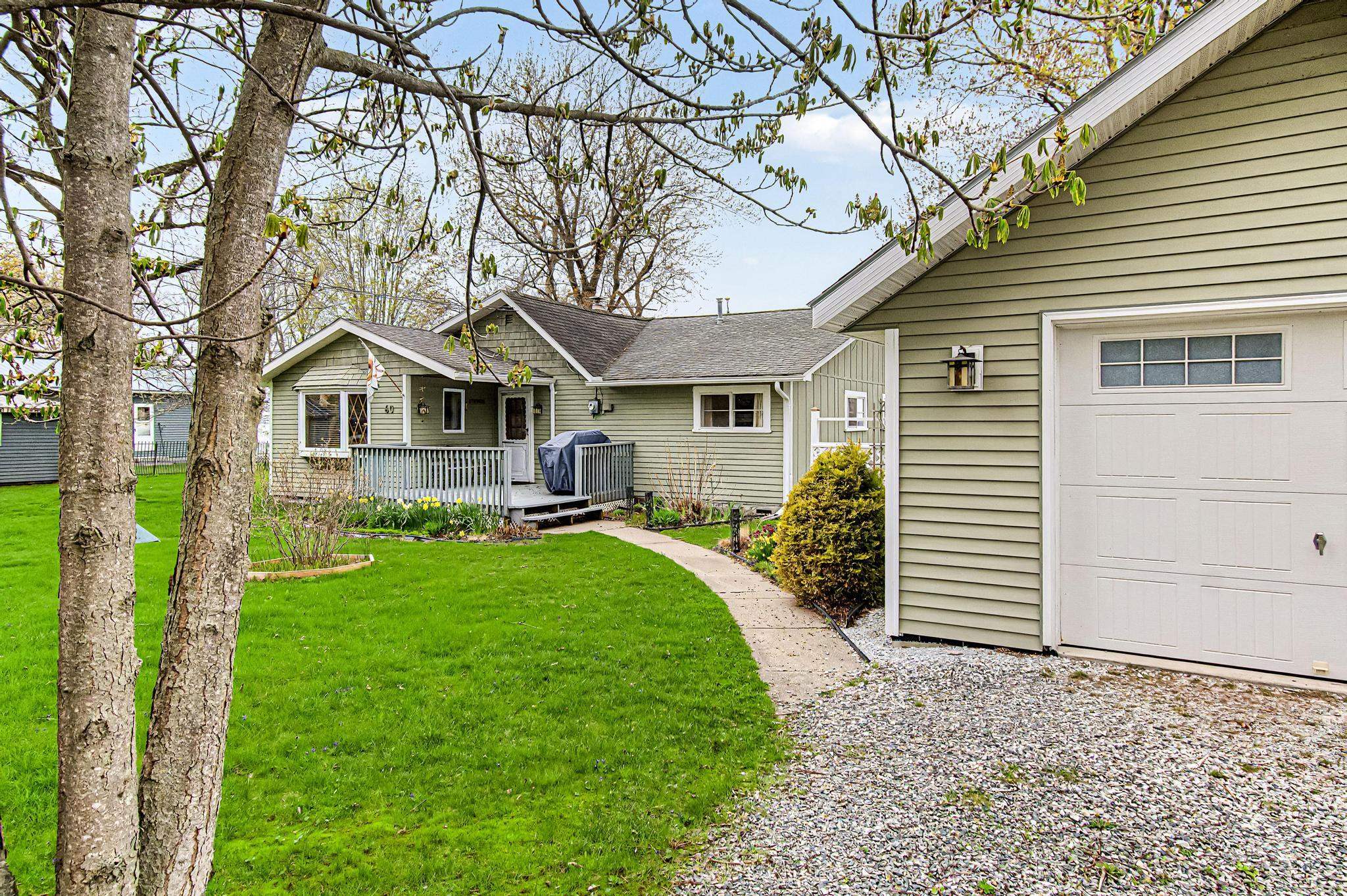 60 Maquam Shore Road