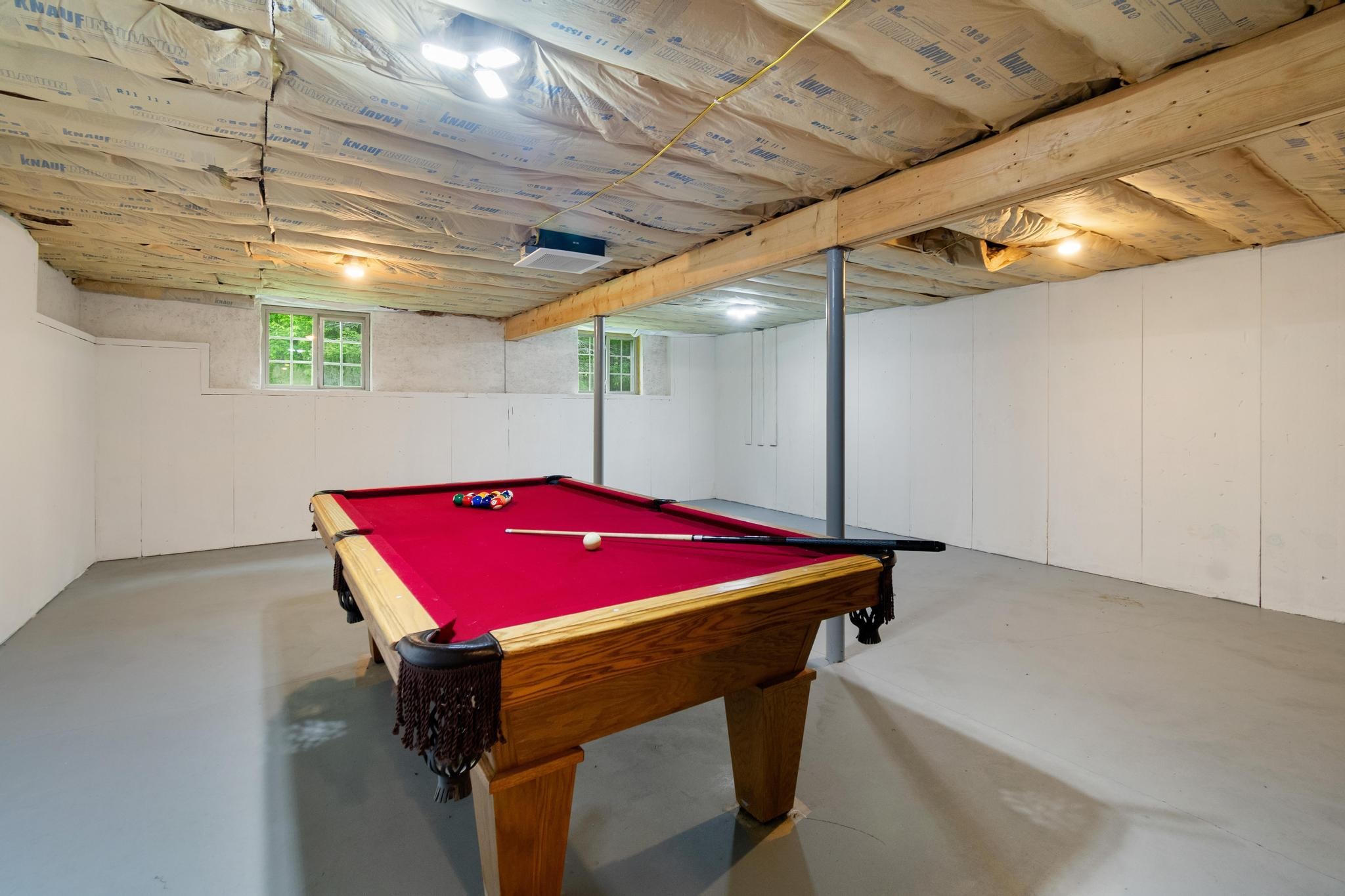 1586 Church Road