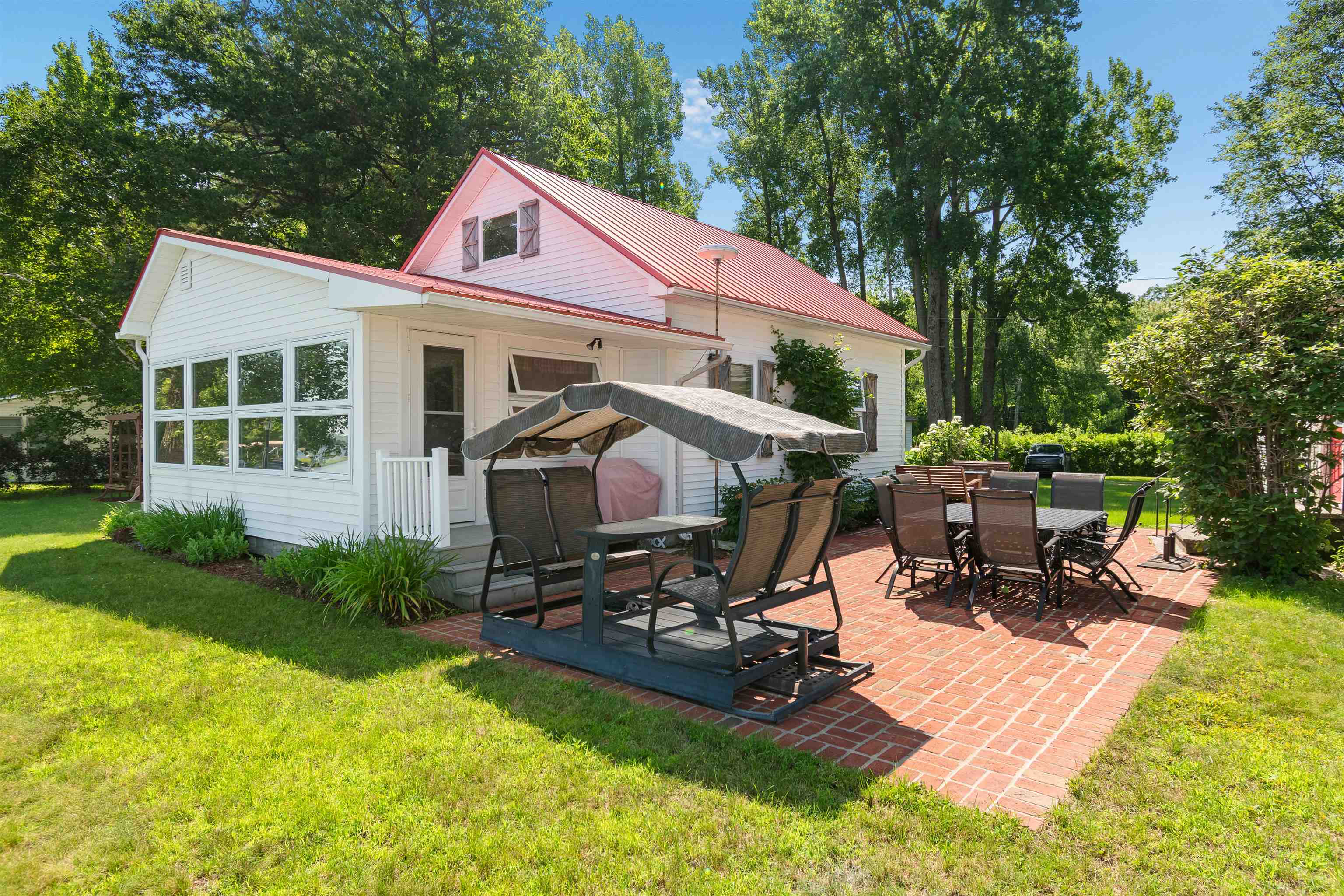 43 Sandy Point Road