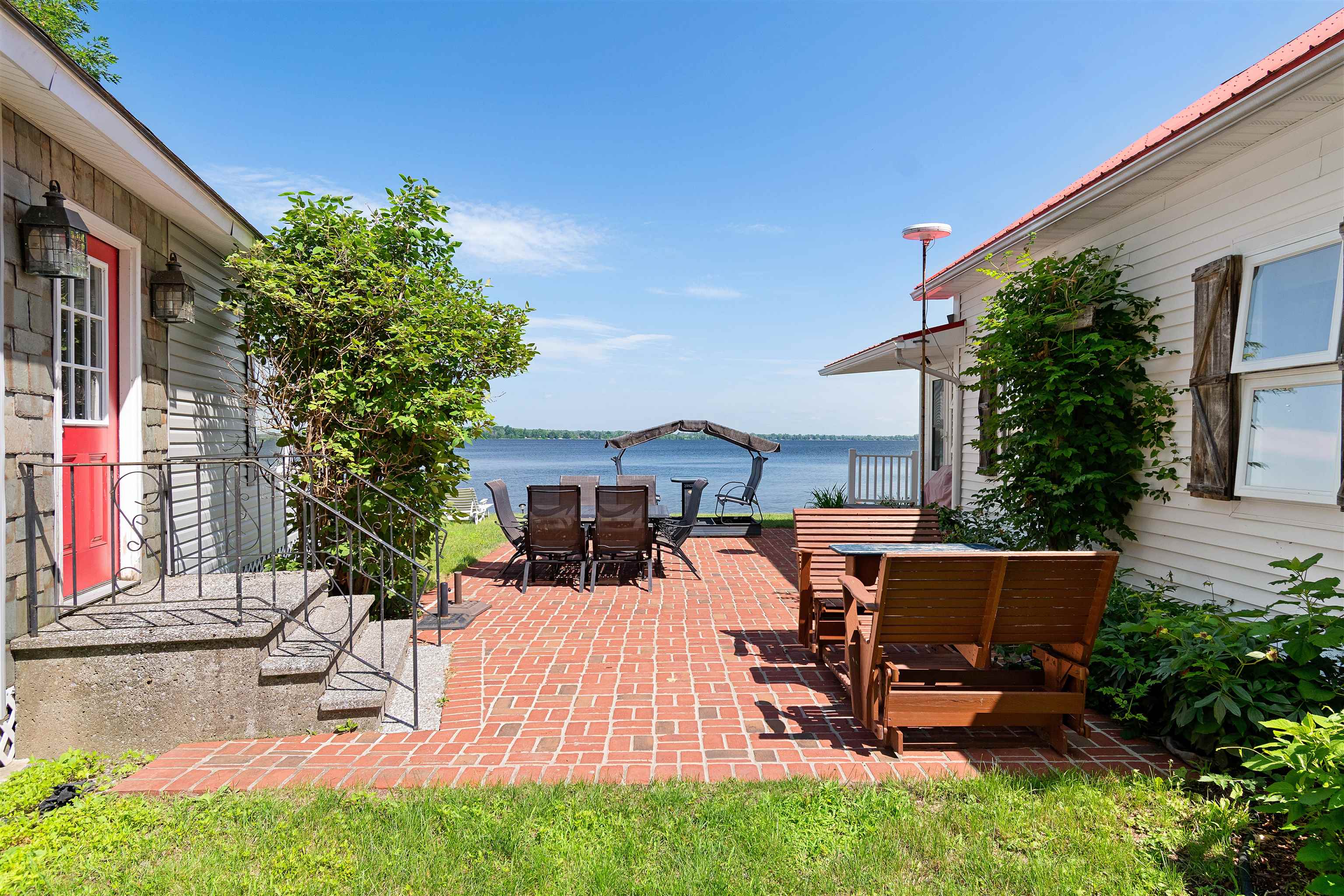 43 Sandy Point Road