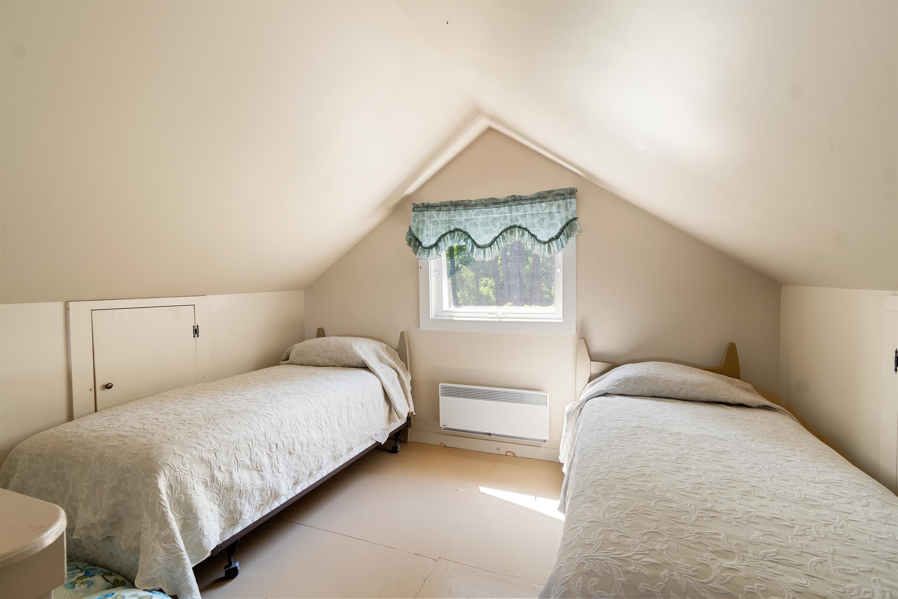 43 Sandy Point Road