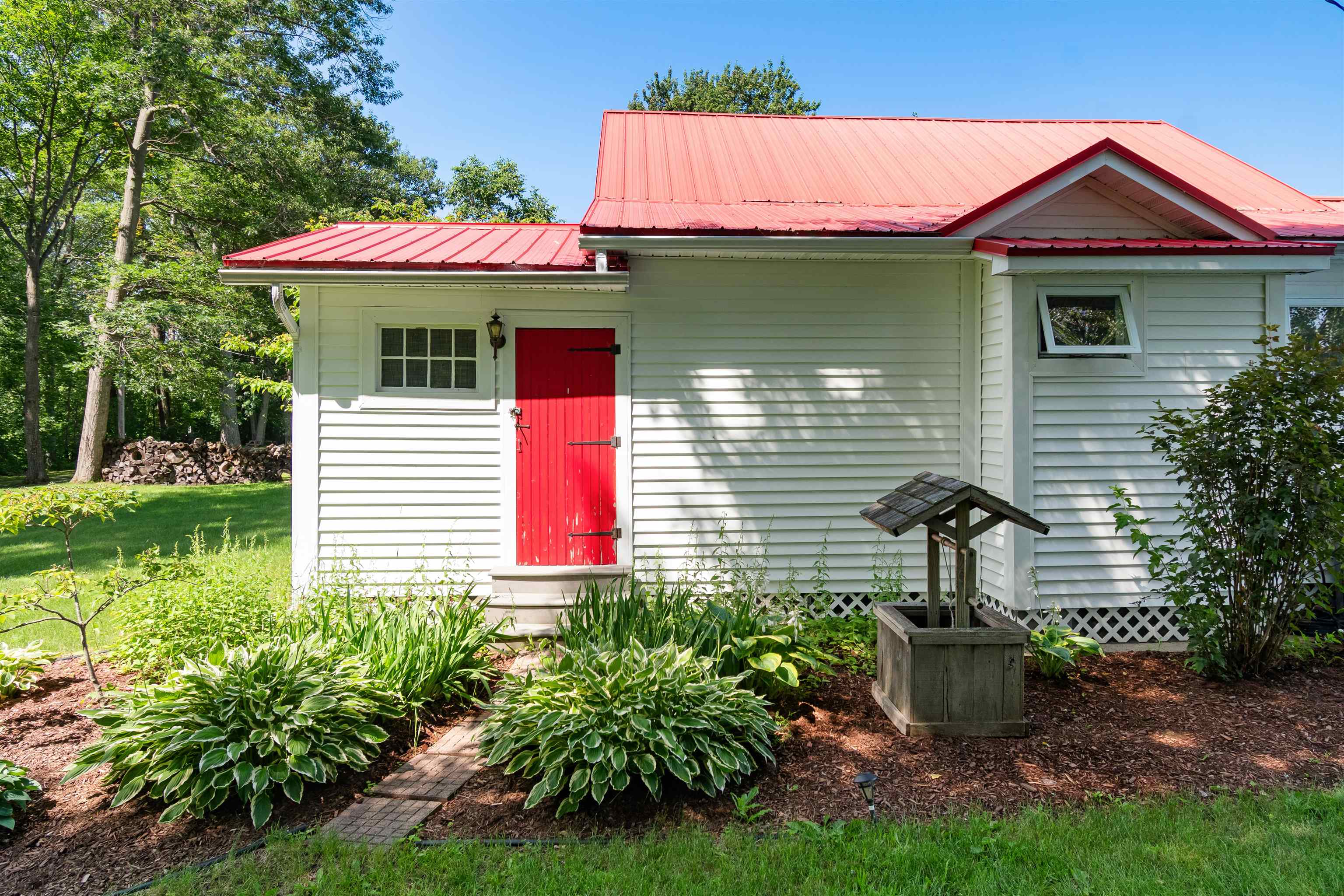 43 Sandy Point Road