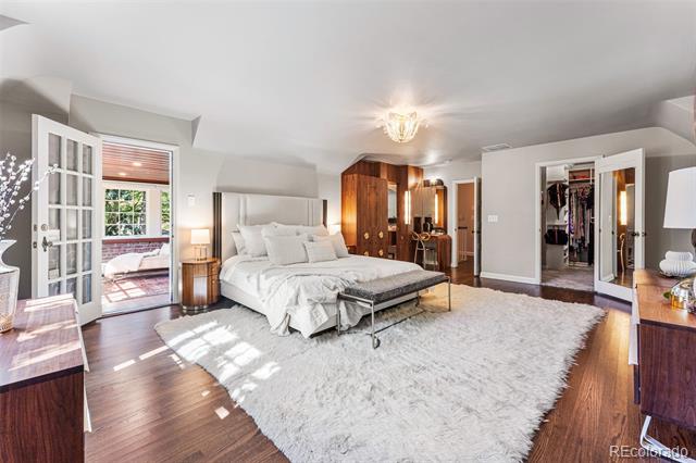 28 Crestmoor Drive