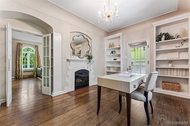 28 Crestmoor Drive