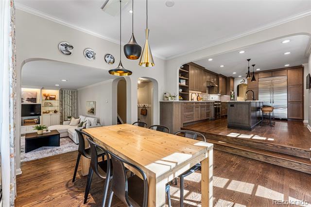 28 Crestmoor Drive