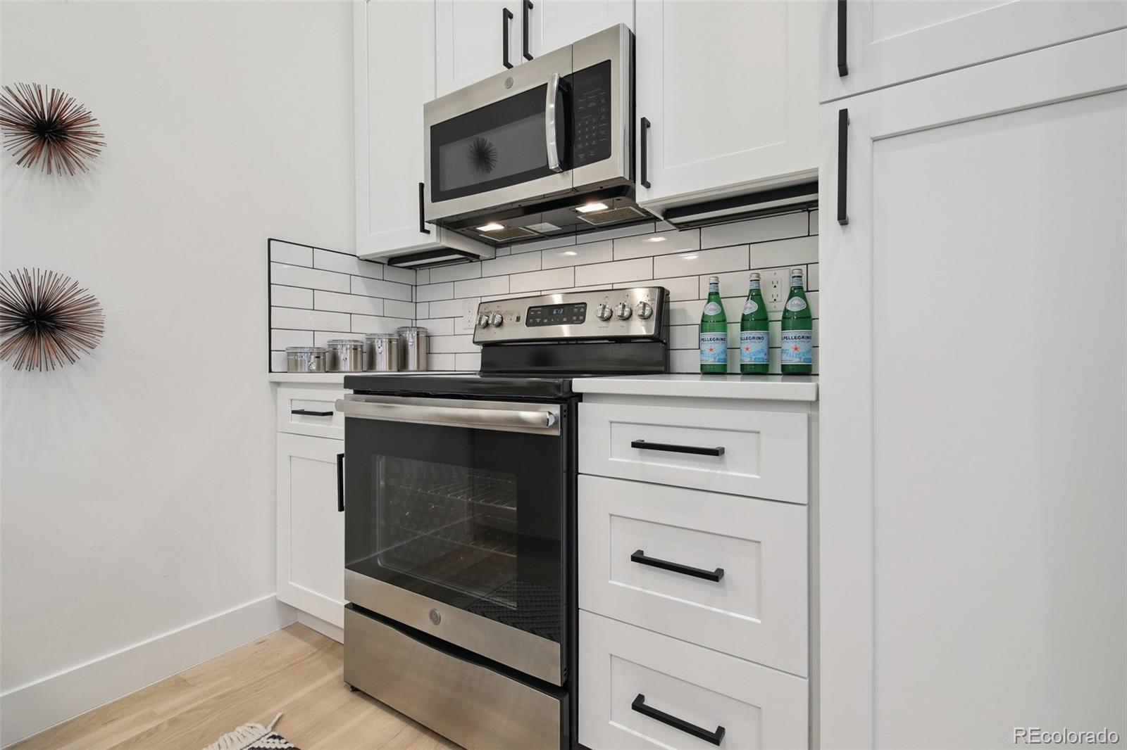 4376 Zenobia Street Unit: 101