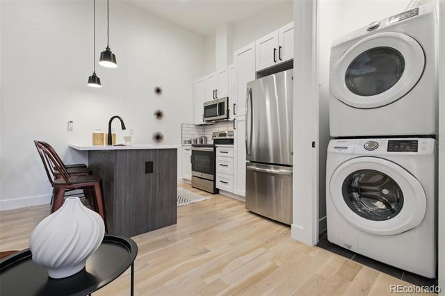 4376 Zenobia Street Unit: 101