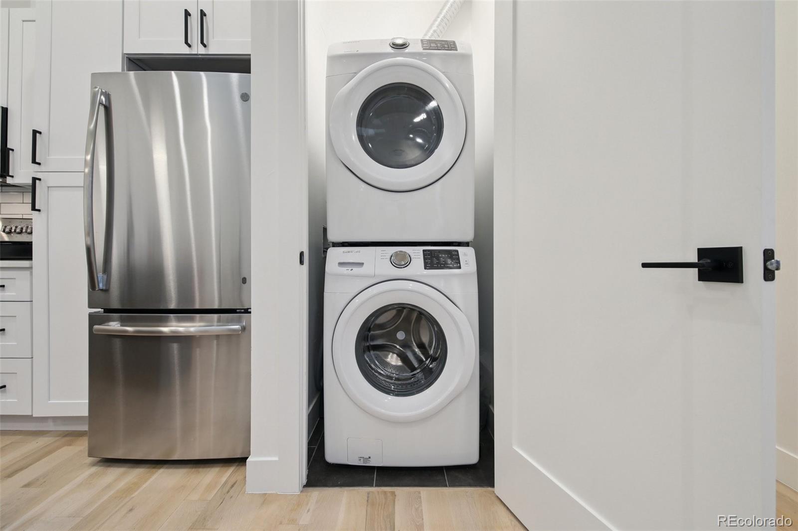 4376 Zenobia Street Unit: 101