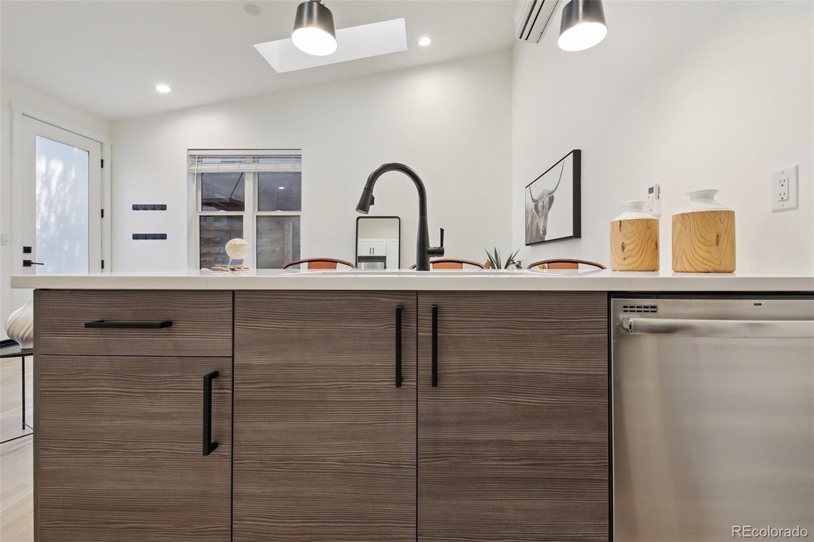 4376 Zenobia Street Unit: 101