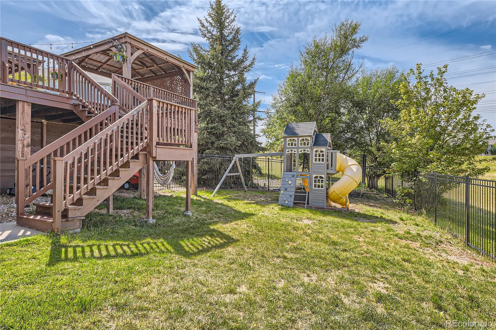 8429 Coyote Drive