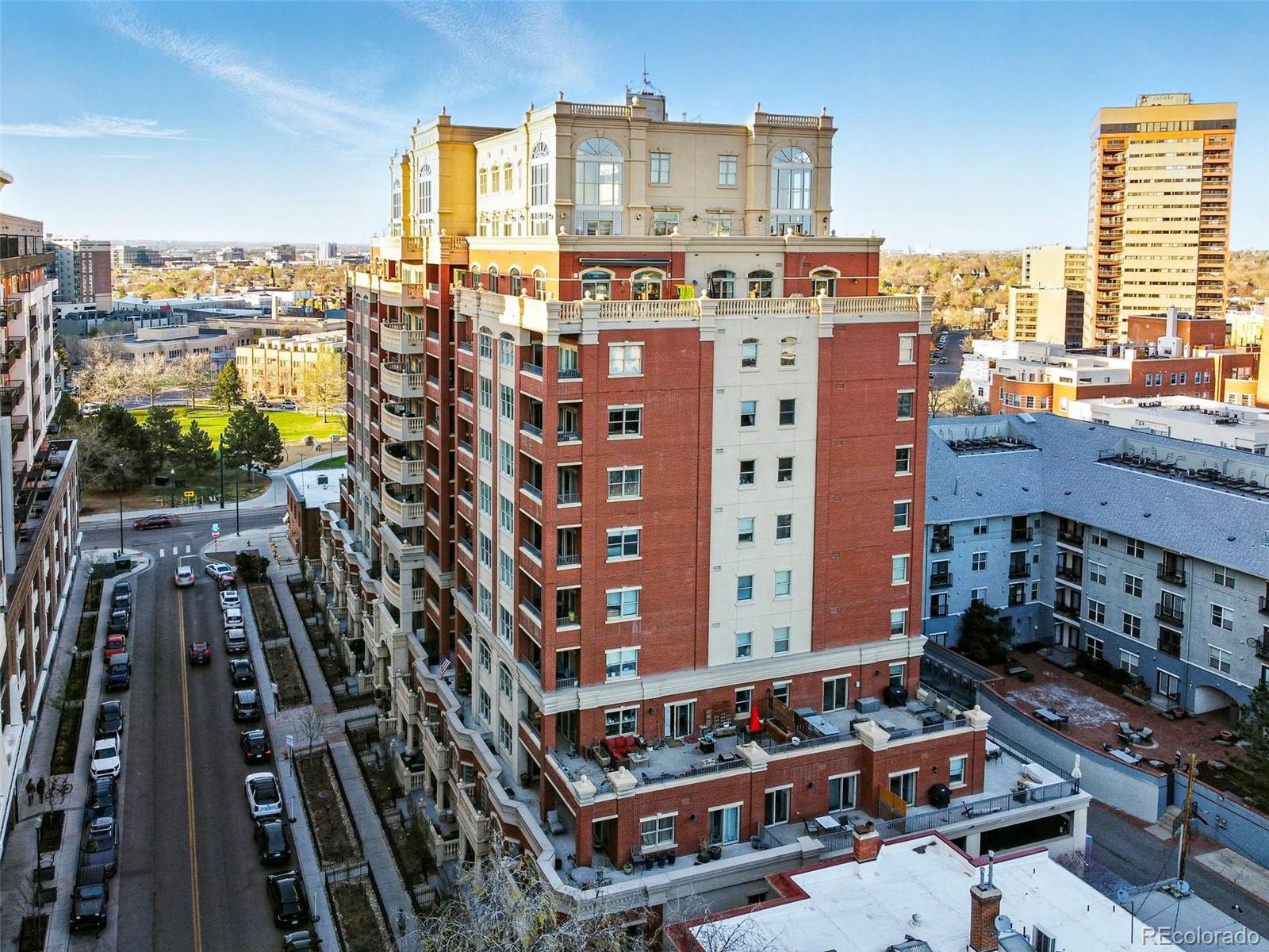 1950 N Logan Street Unit: 1109