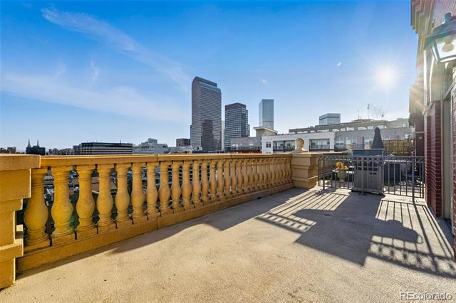 1950 N Logan Street Unit: 1109